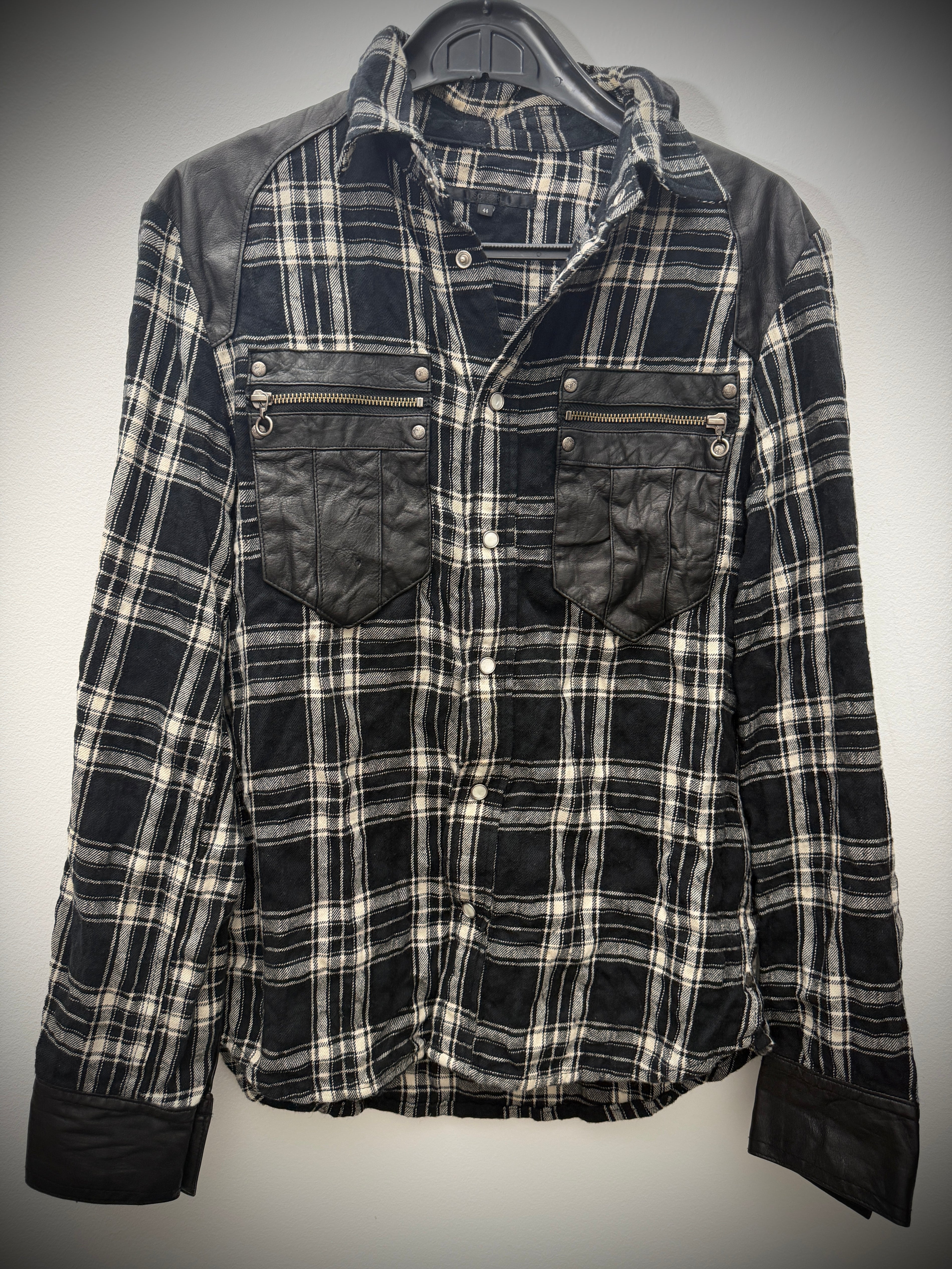 Schorl Hybrid Leather Flannel