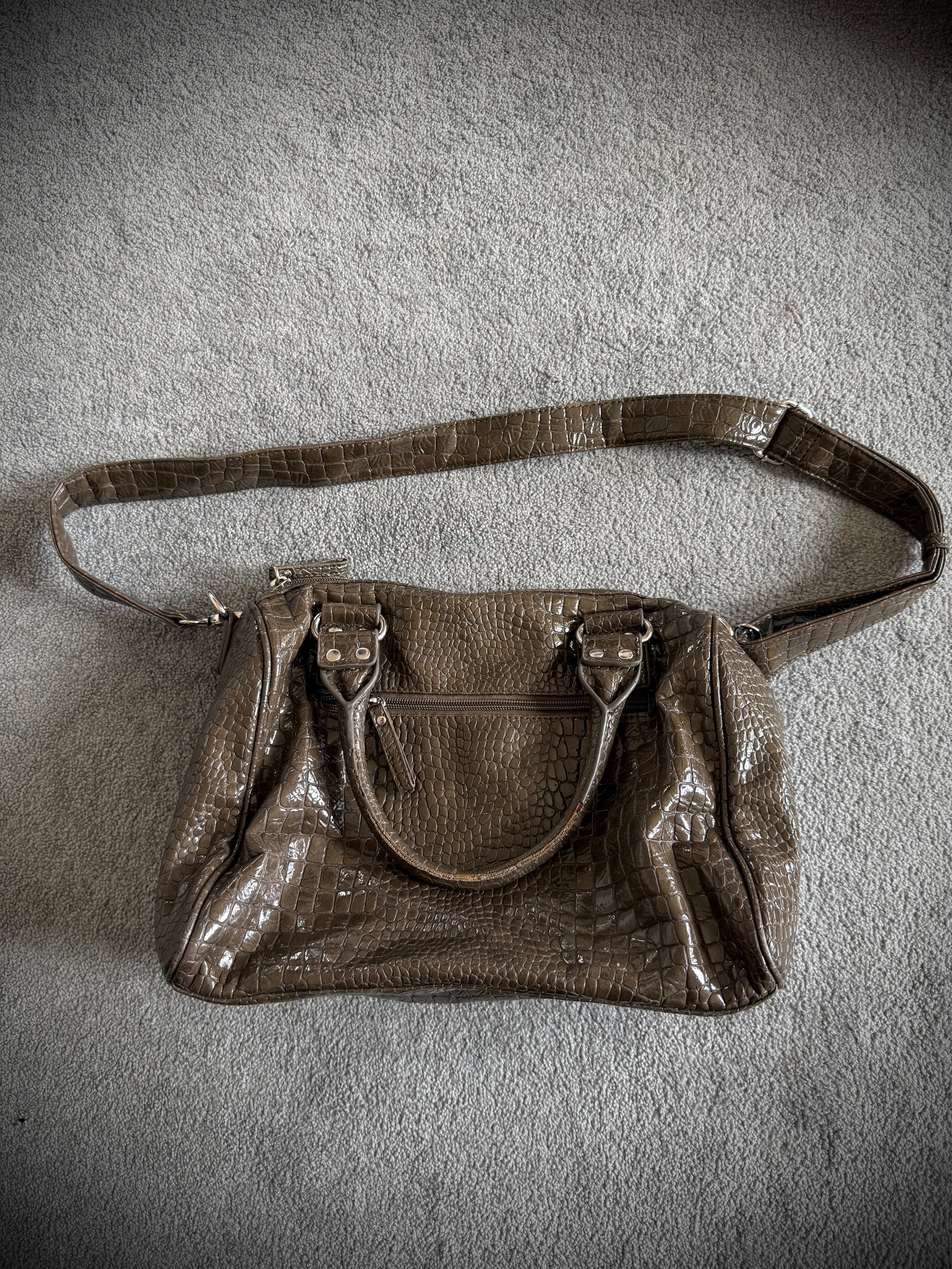 Crocodile shoulder bag