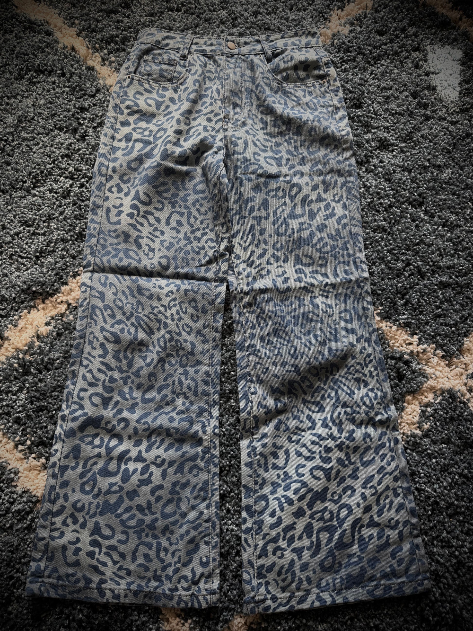 Blue Leopard flared Jeans