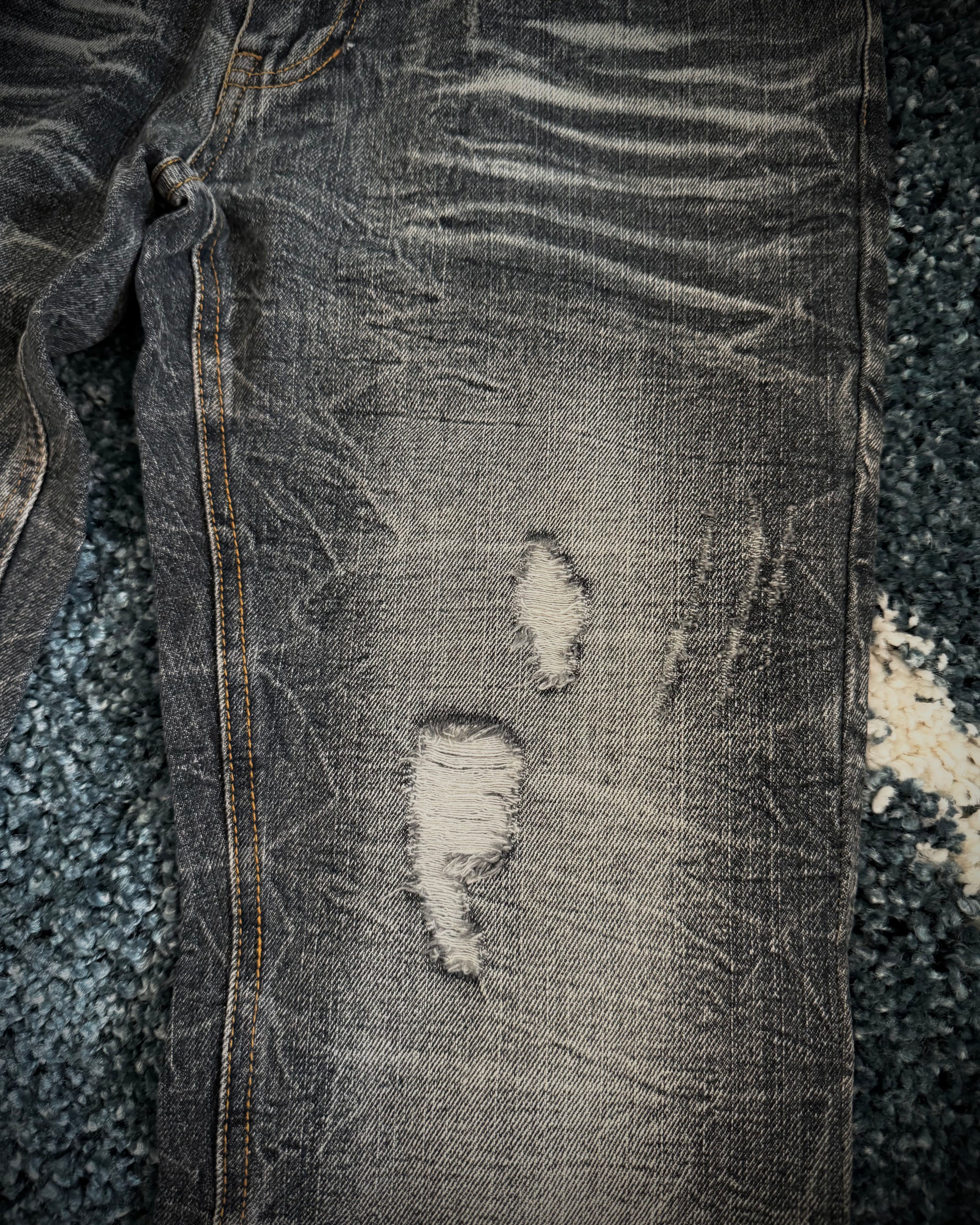 Lowbox Honeycomb distressed flared denim