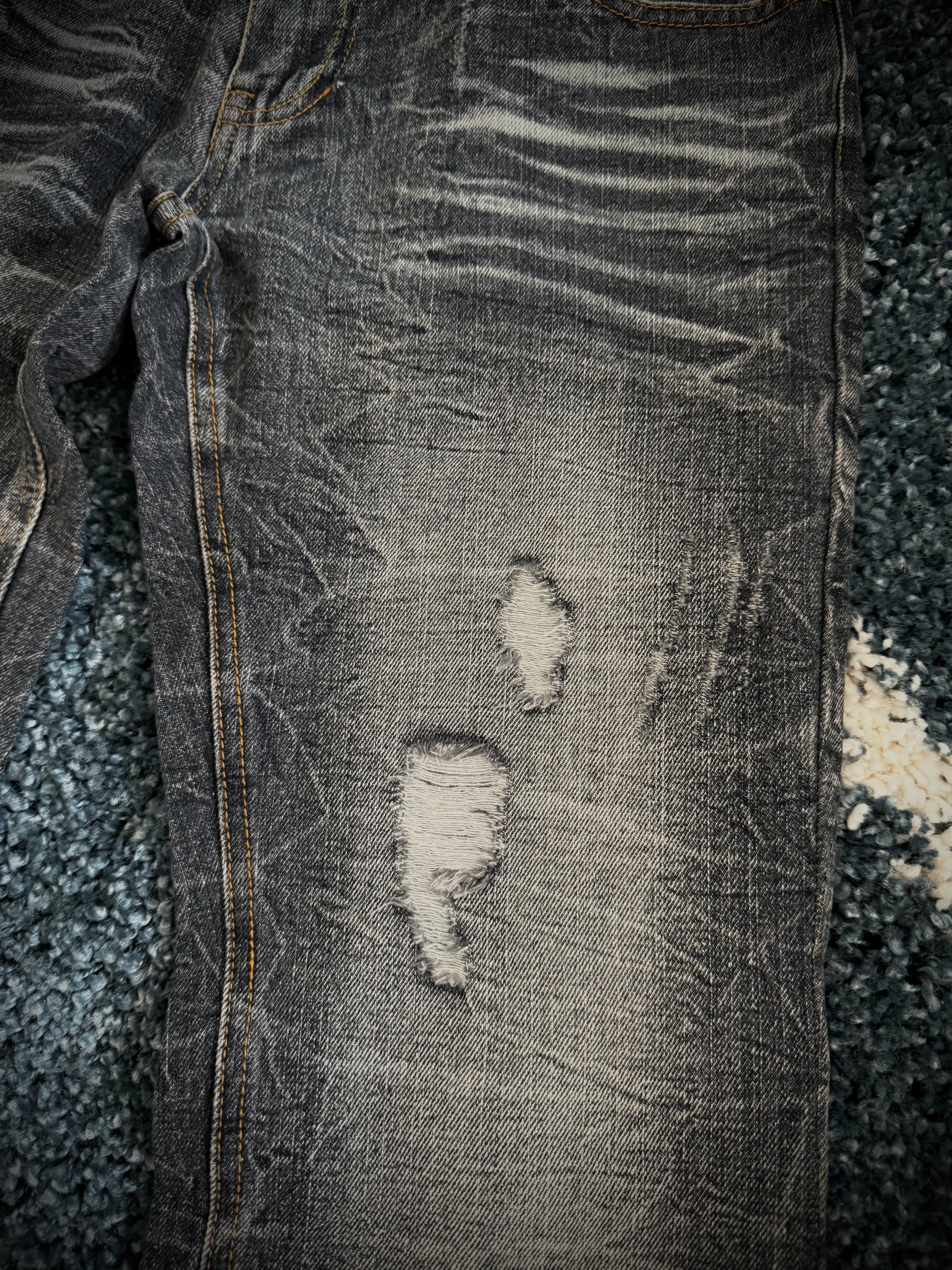 Lowbox Honeycomb distressed flared denim