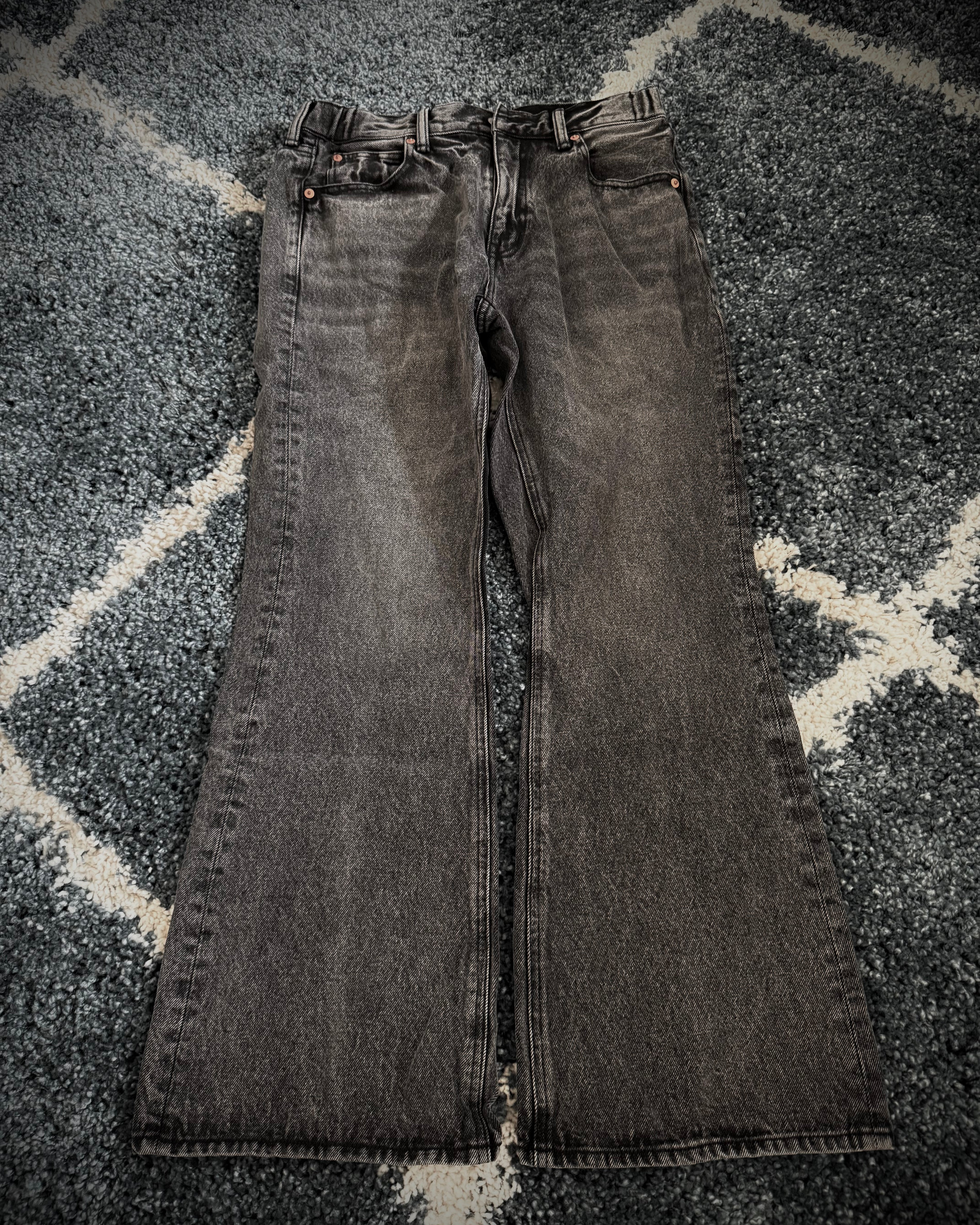 RB pusher flared denim