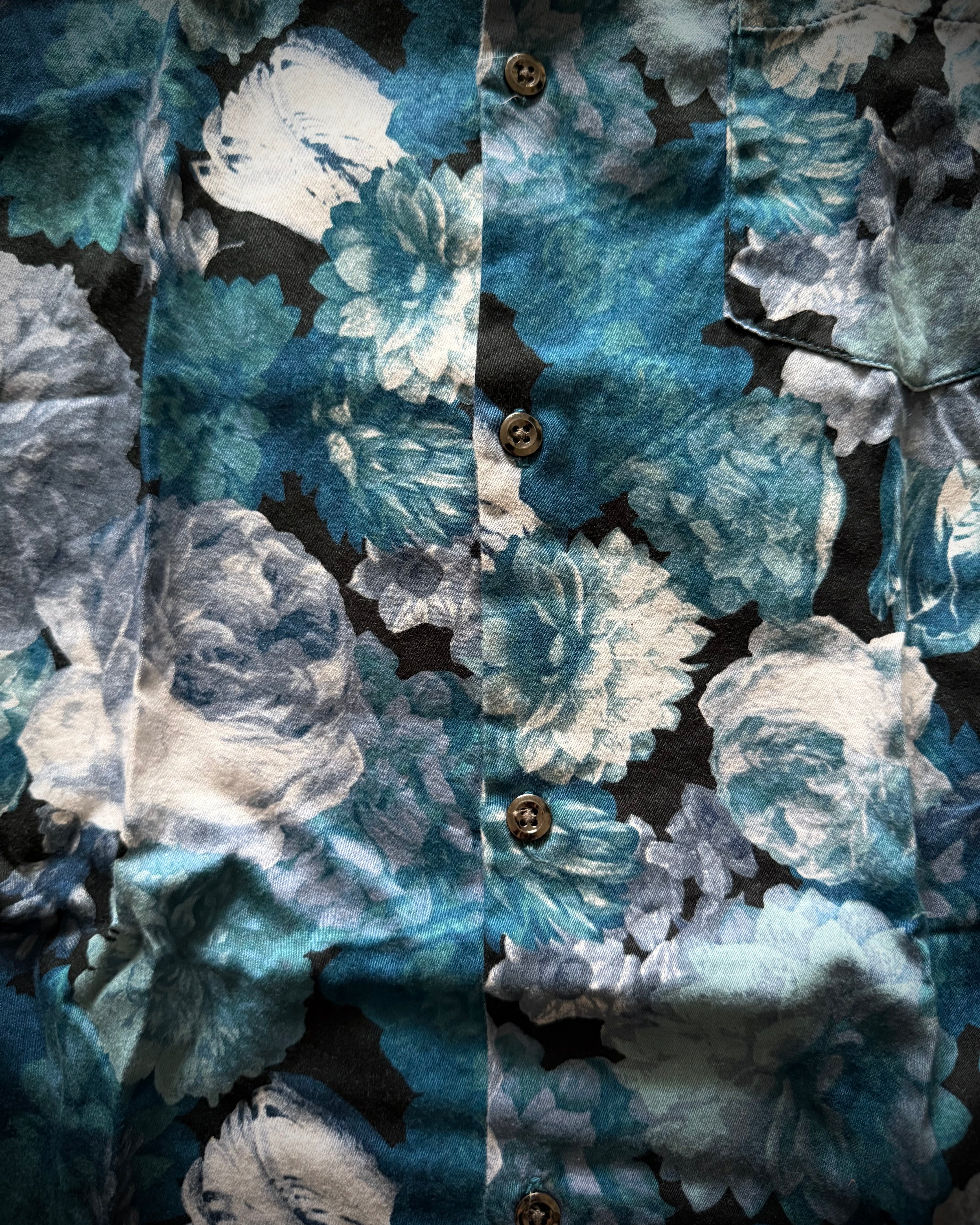 Schlussel flower button up blue