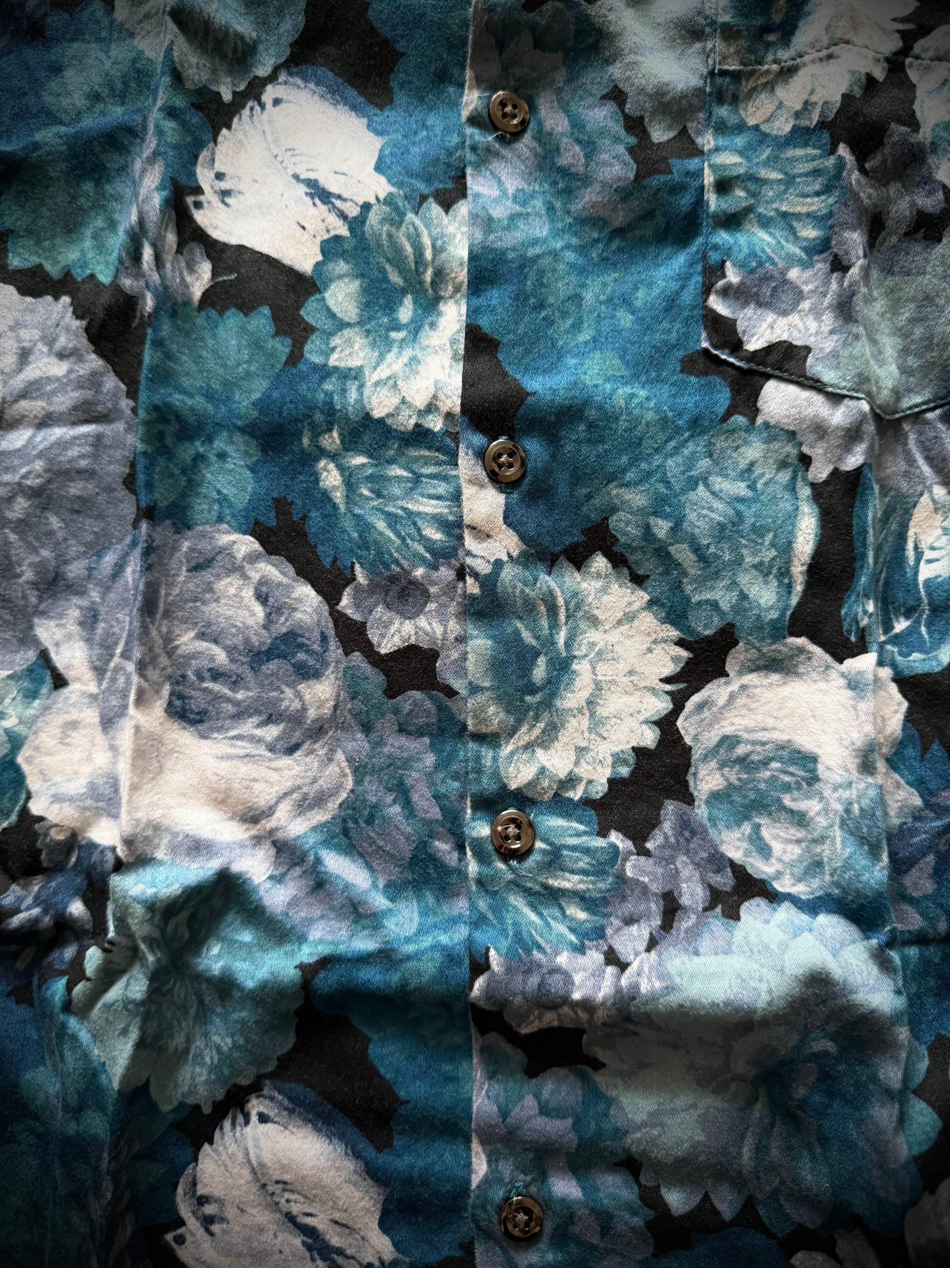Schlussel flower button up blue