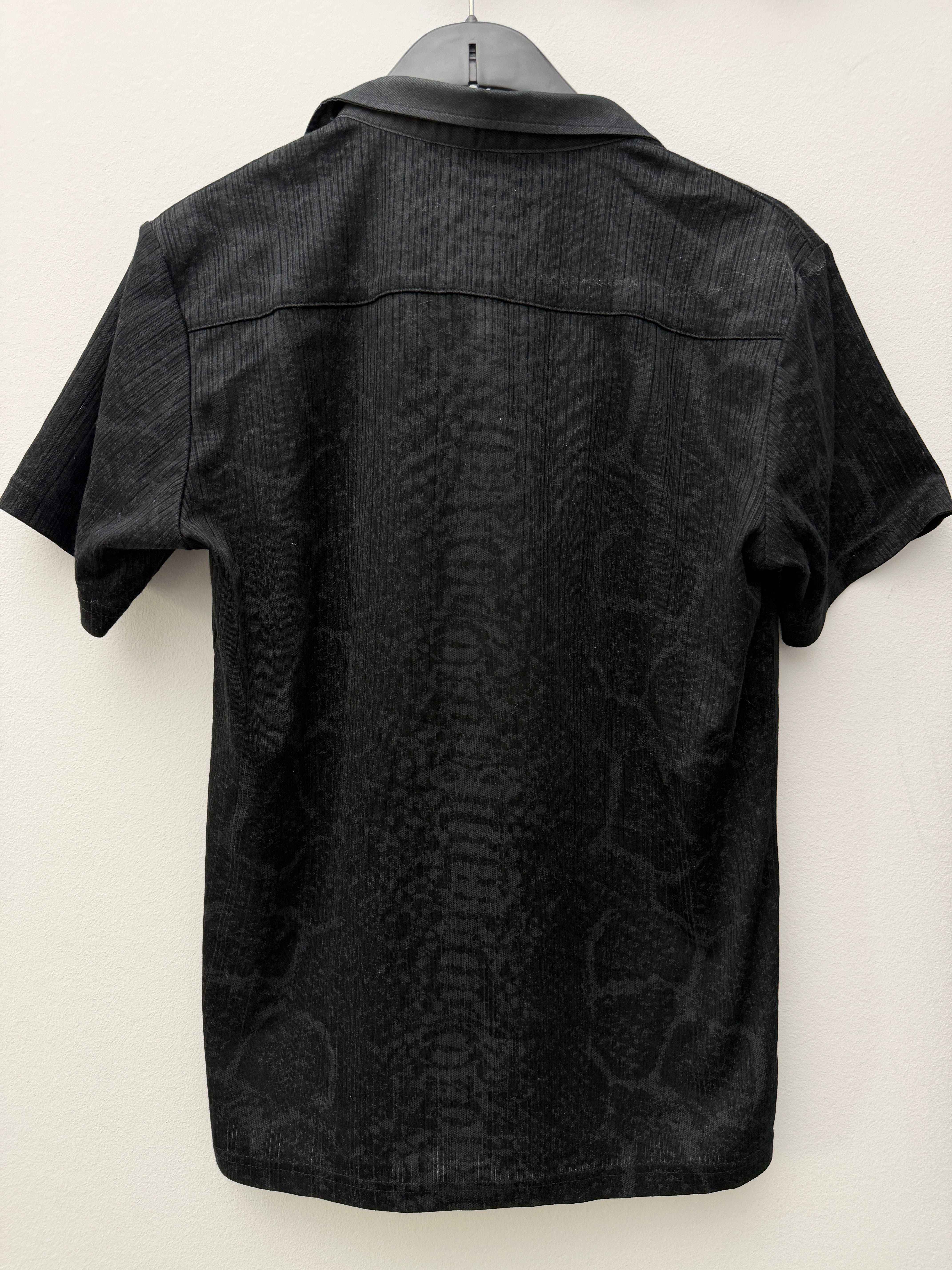 Tops from Ifsixwasnine, 5351 Pour Les Hommes, Tornado Mart