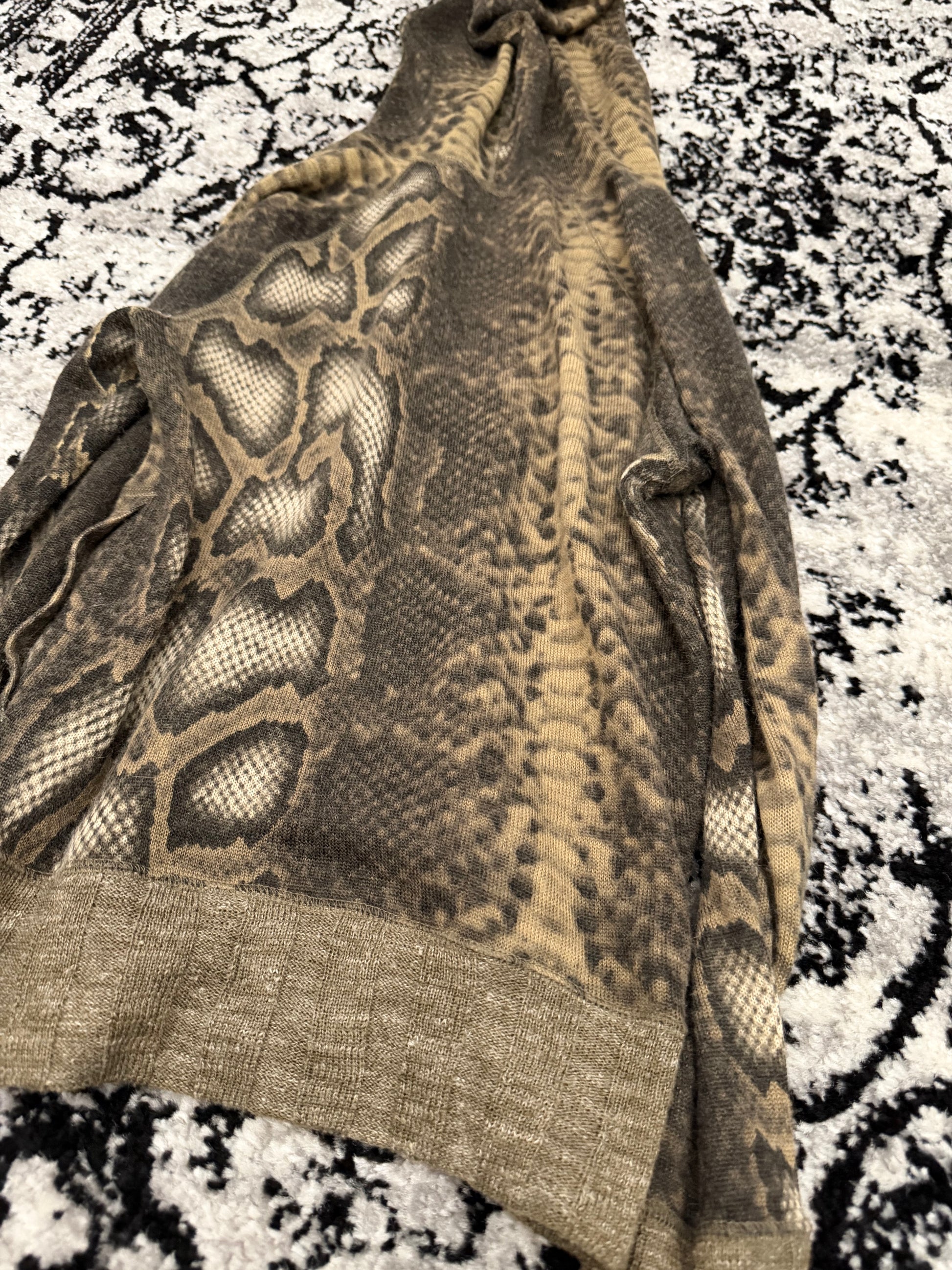 Share Spirit Scuba Snakeskin Jacket