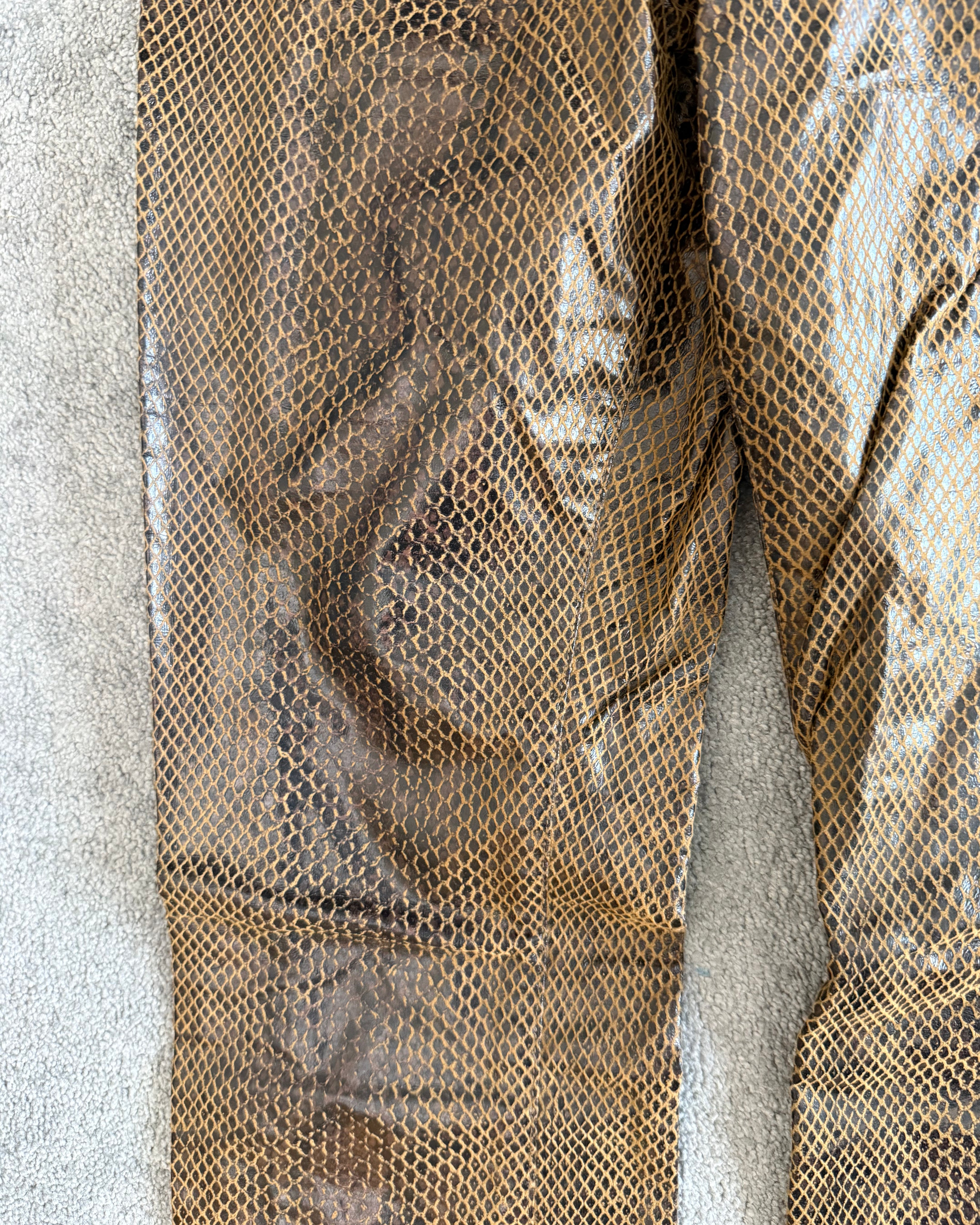 5351 OG Pour Les Hommes Full snakeskin flared pants