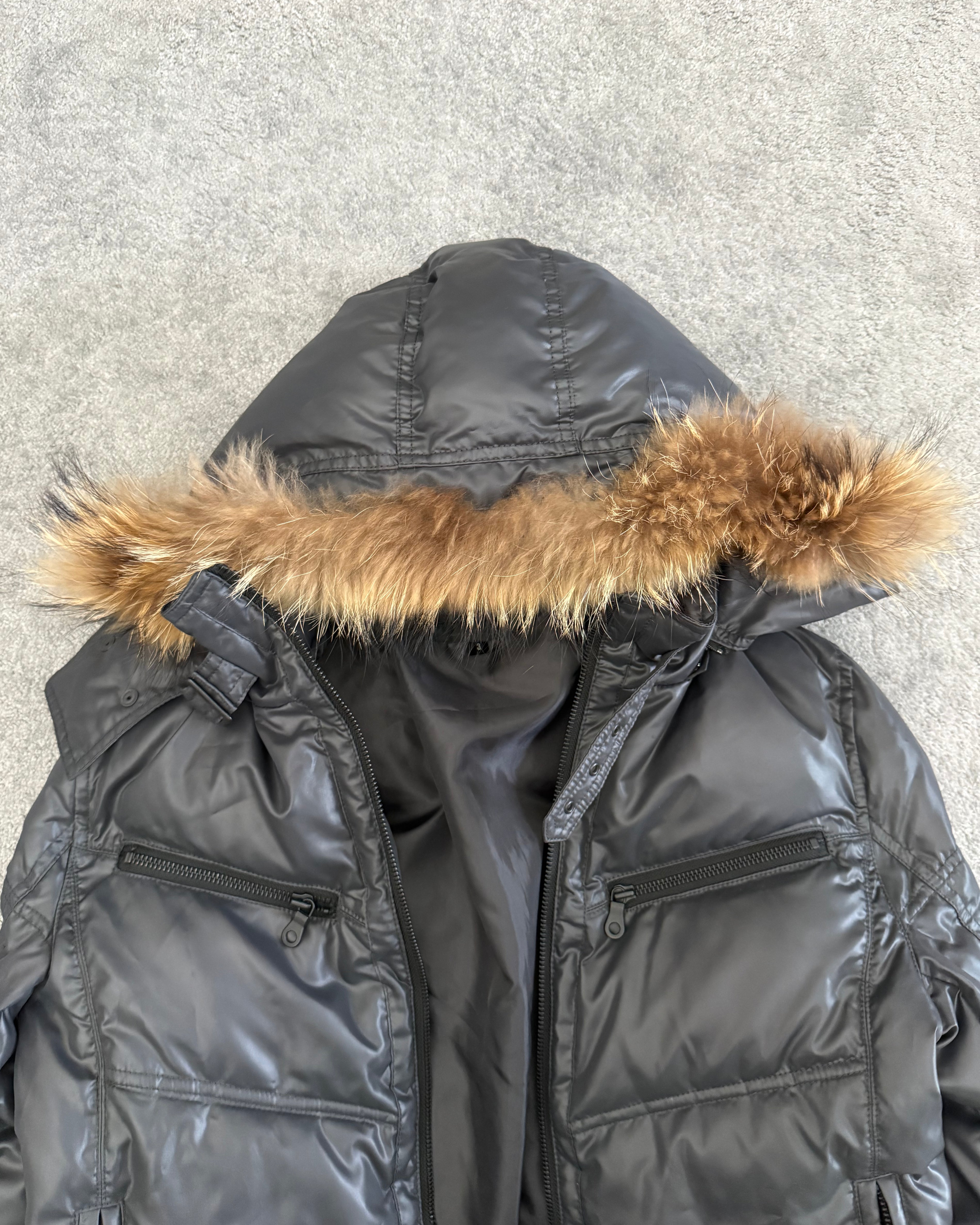 Schlussel lilaq Bondadge detachable hood fur puffer jacket