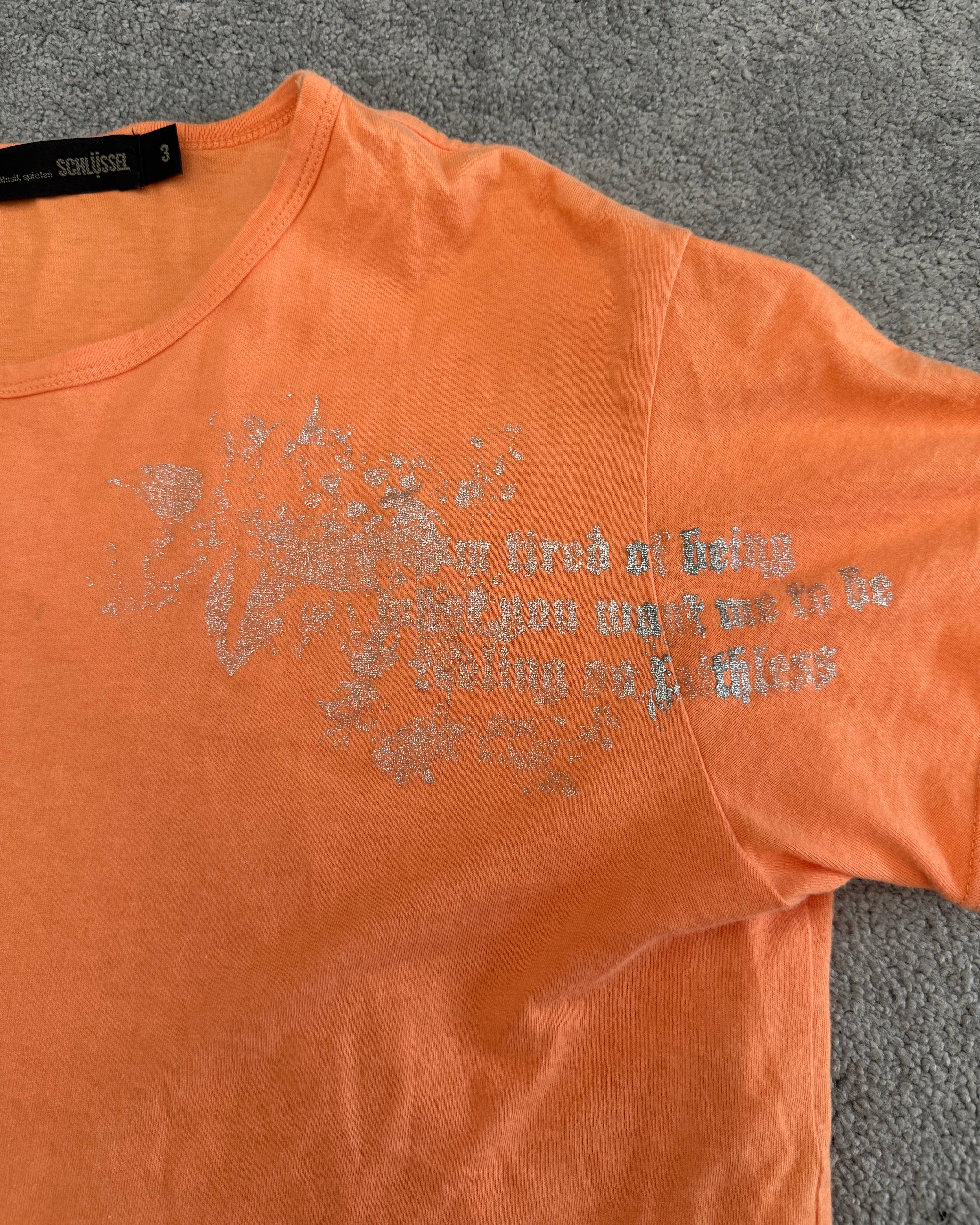 Schlussel glitter faded poem shirt
