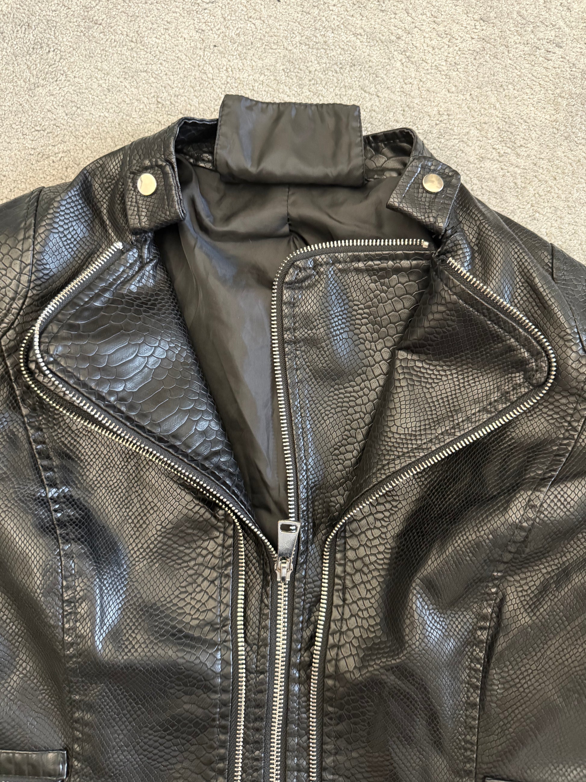 Glorious full snakeskin reptile attachment jacket