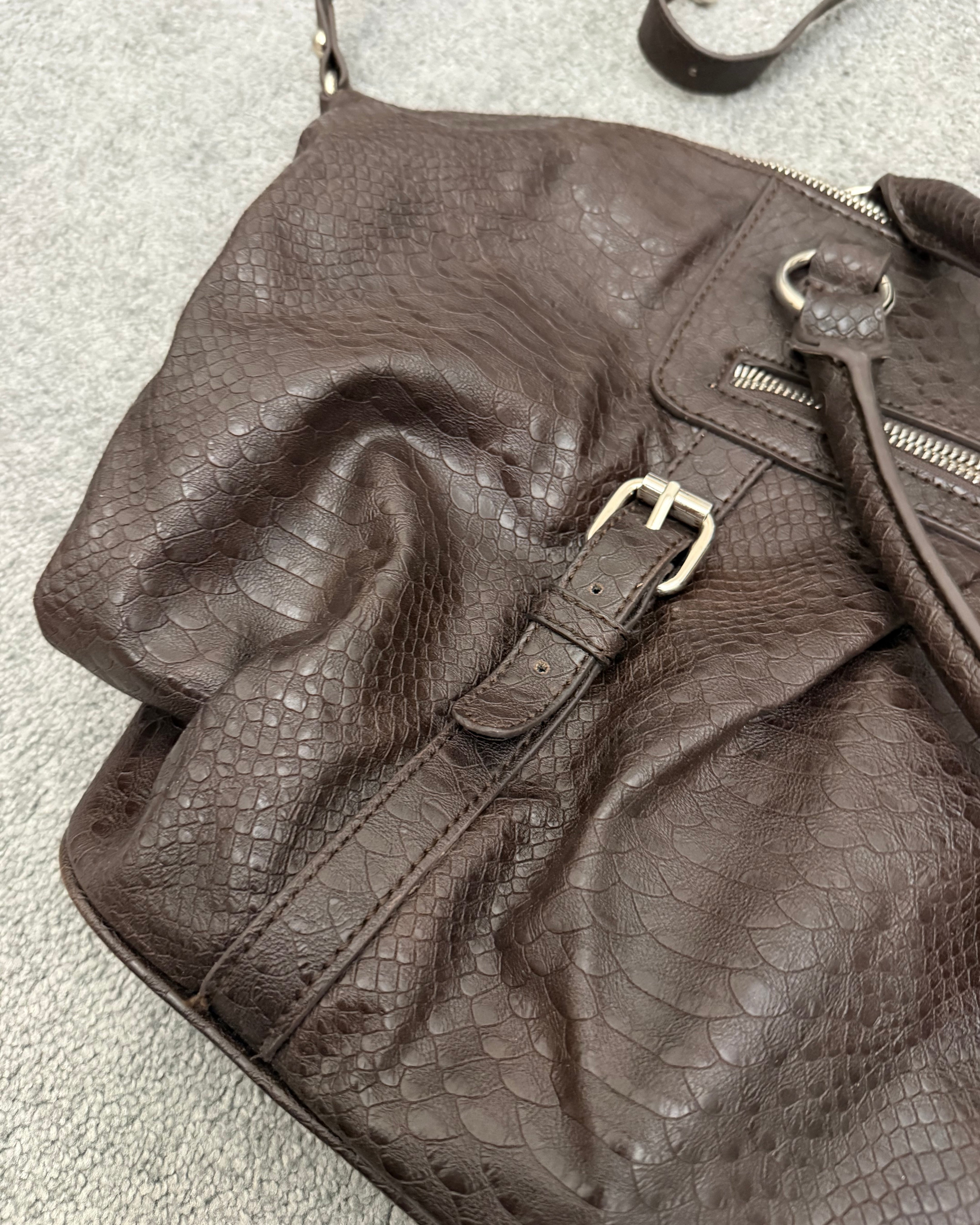 nine snakeskin shoulder bag