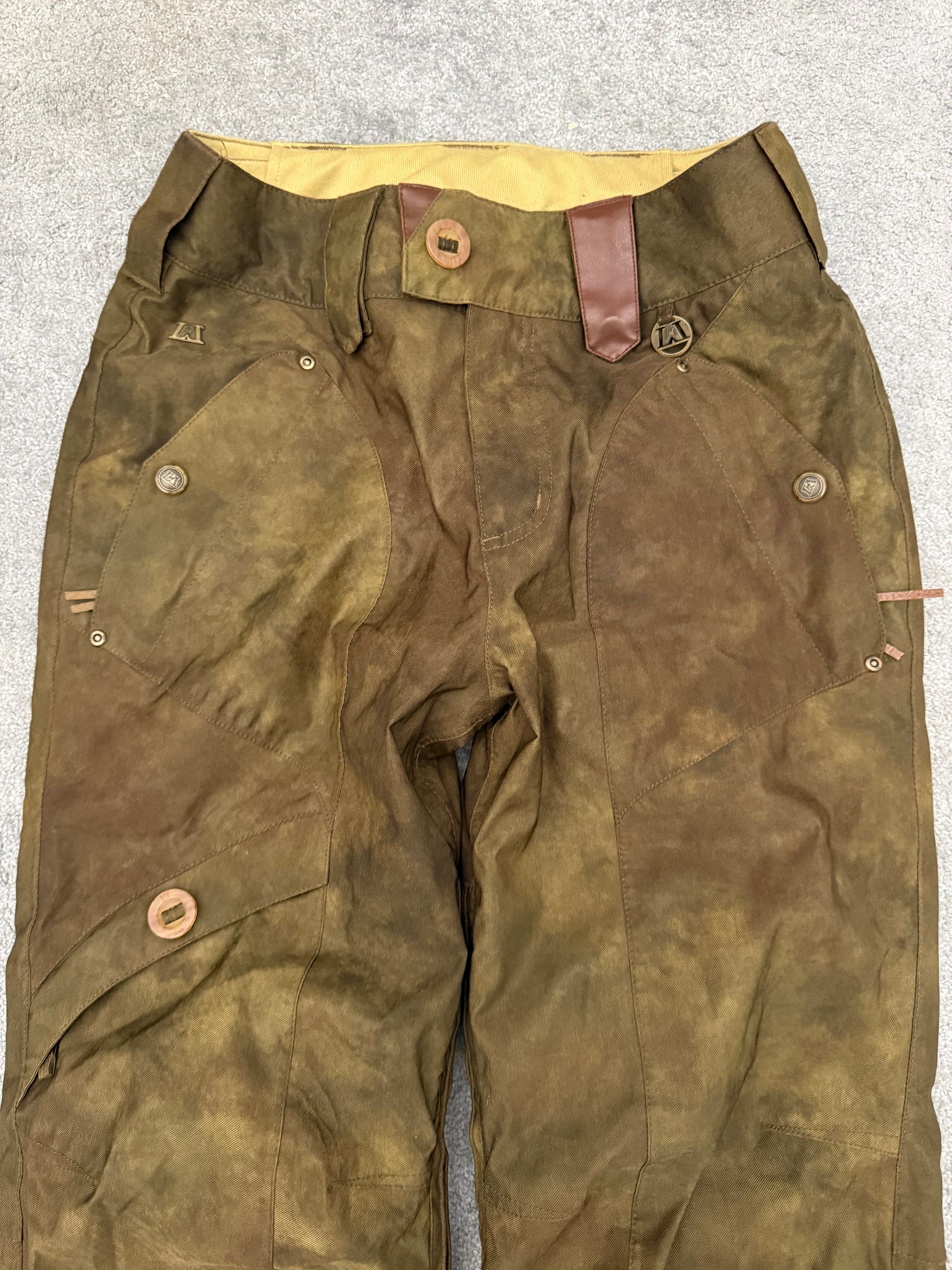 LL Rustic Flared Cargo ski pants