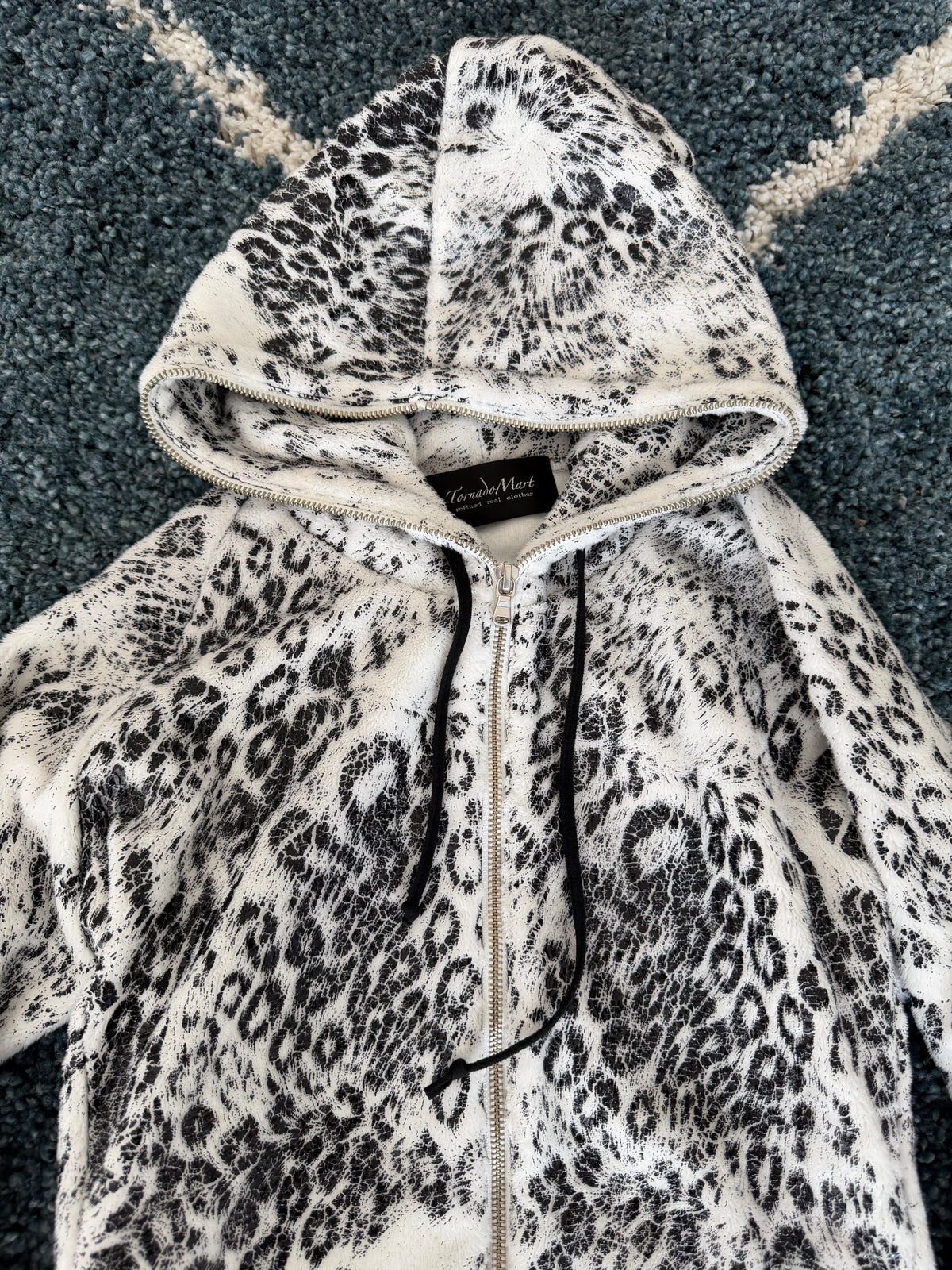 Tornado Mart Micro Fur Leopard full zip jacket