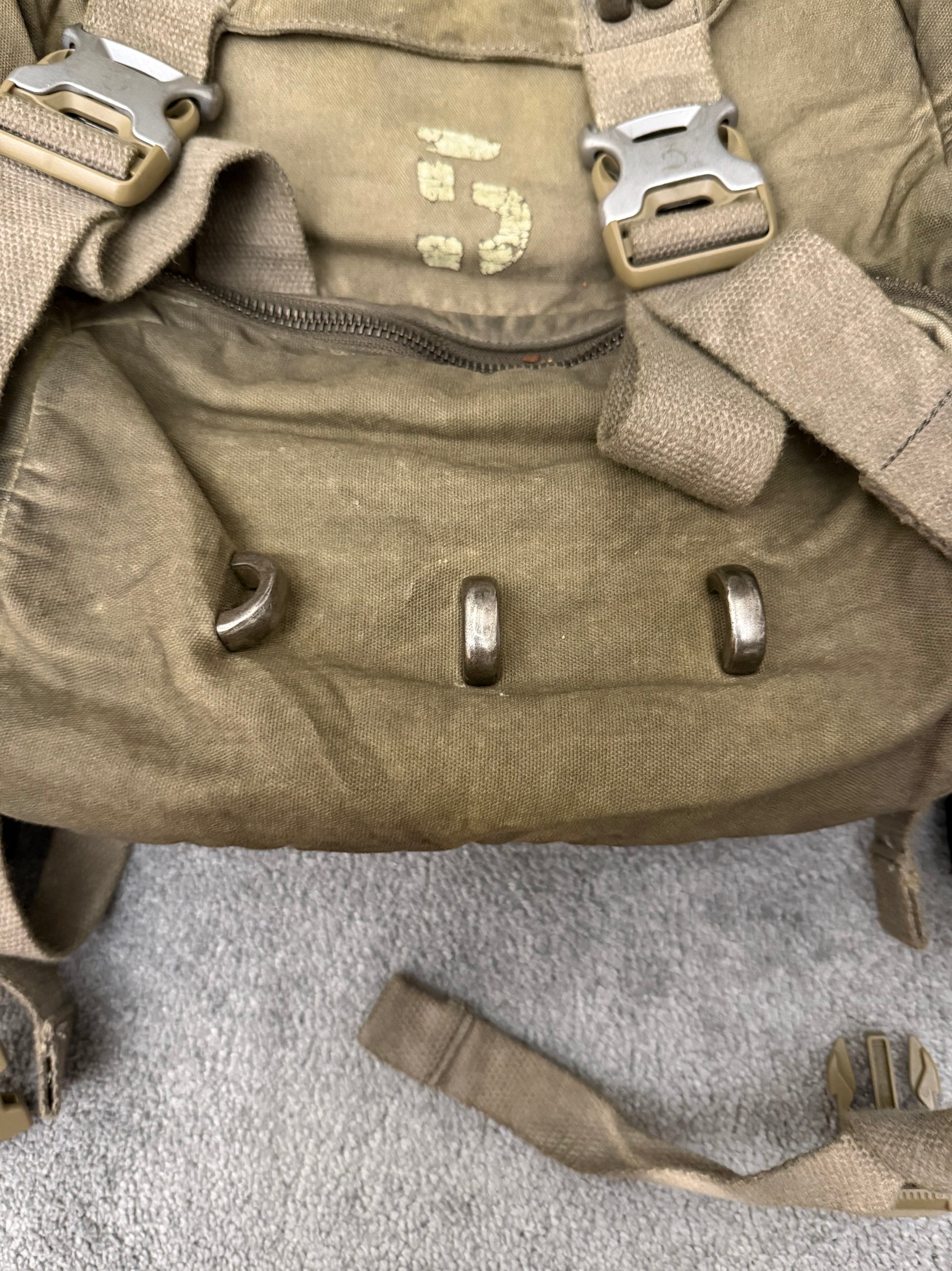 Wintex x Dove5 Transformer backpack