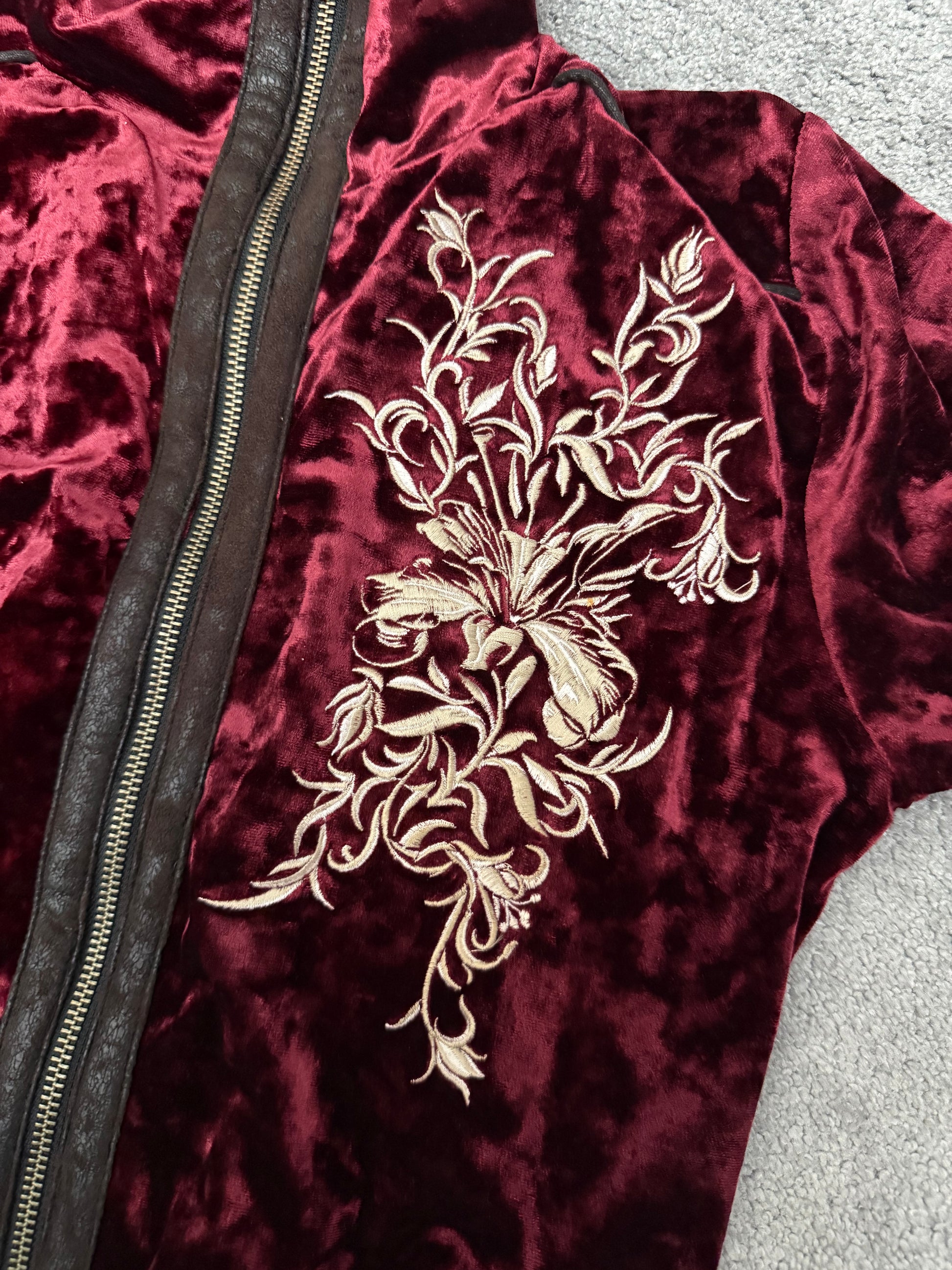 Tornado Mart 00‘s Tribal Embroidery Velour Track Jacket