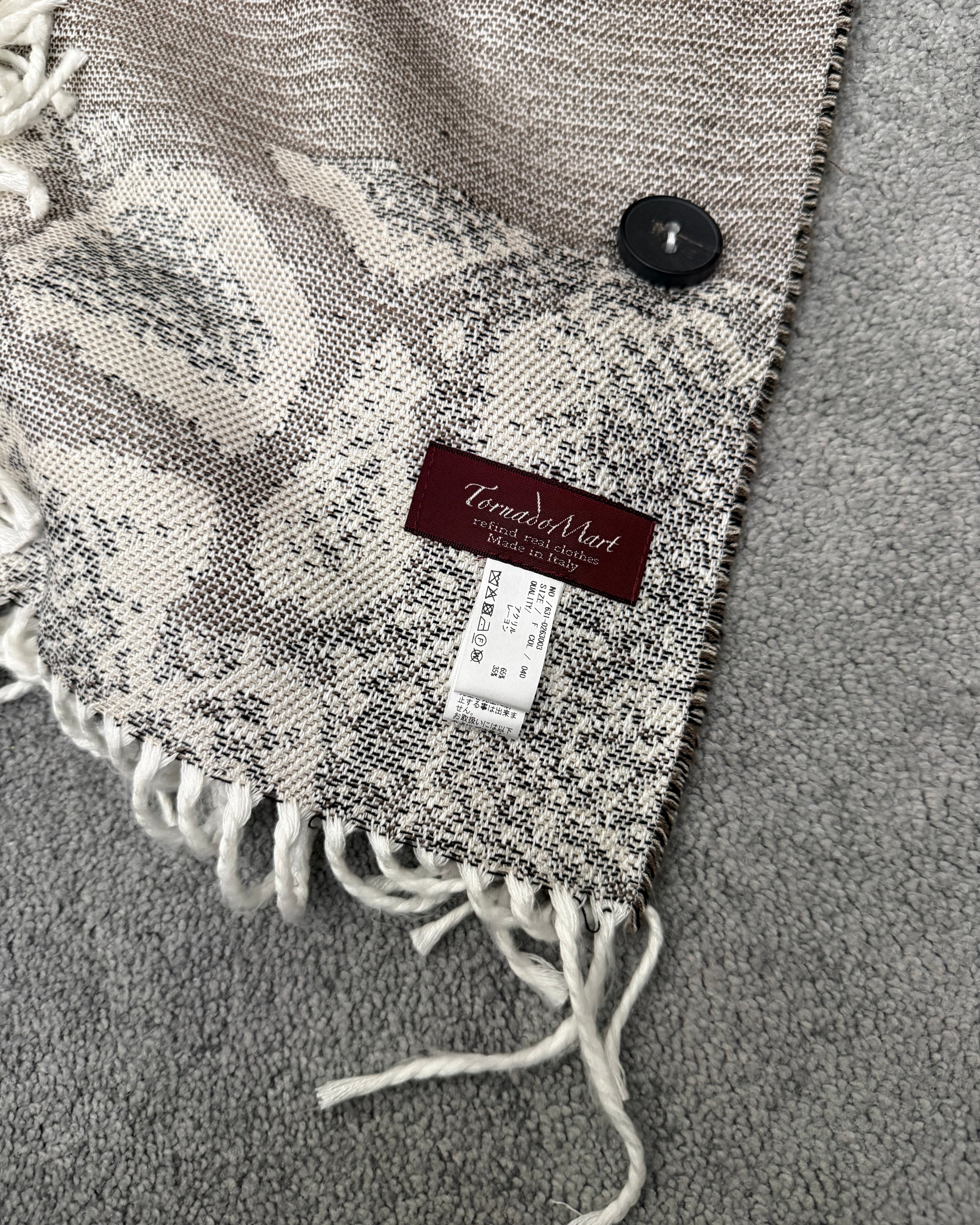 Tornado Mart Leopard Scarf tasseled Italy line