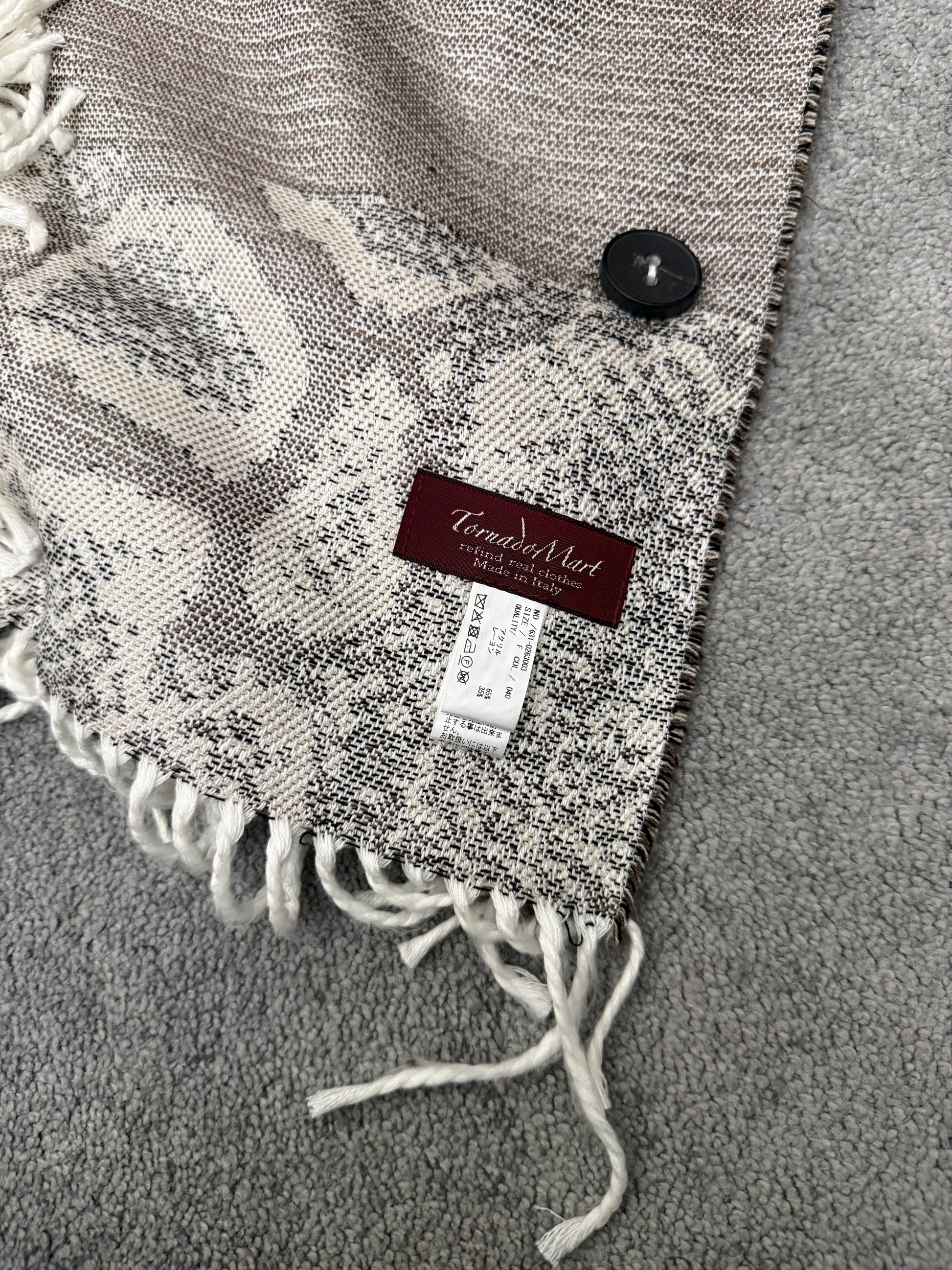 Tornado Mart Leopard Scarf tasseled Italy line