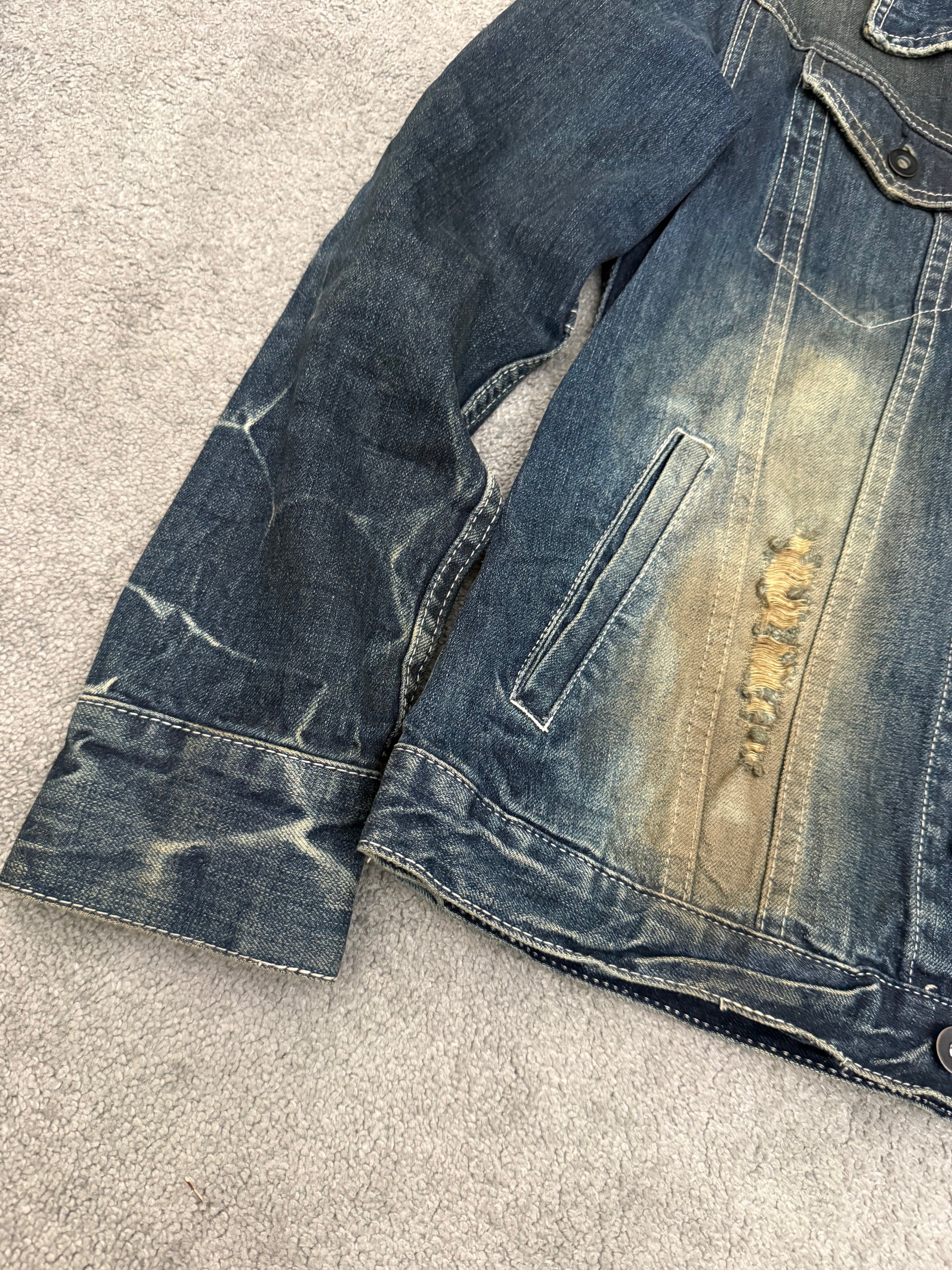 FUGA Micro Distressed Denim Jacket