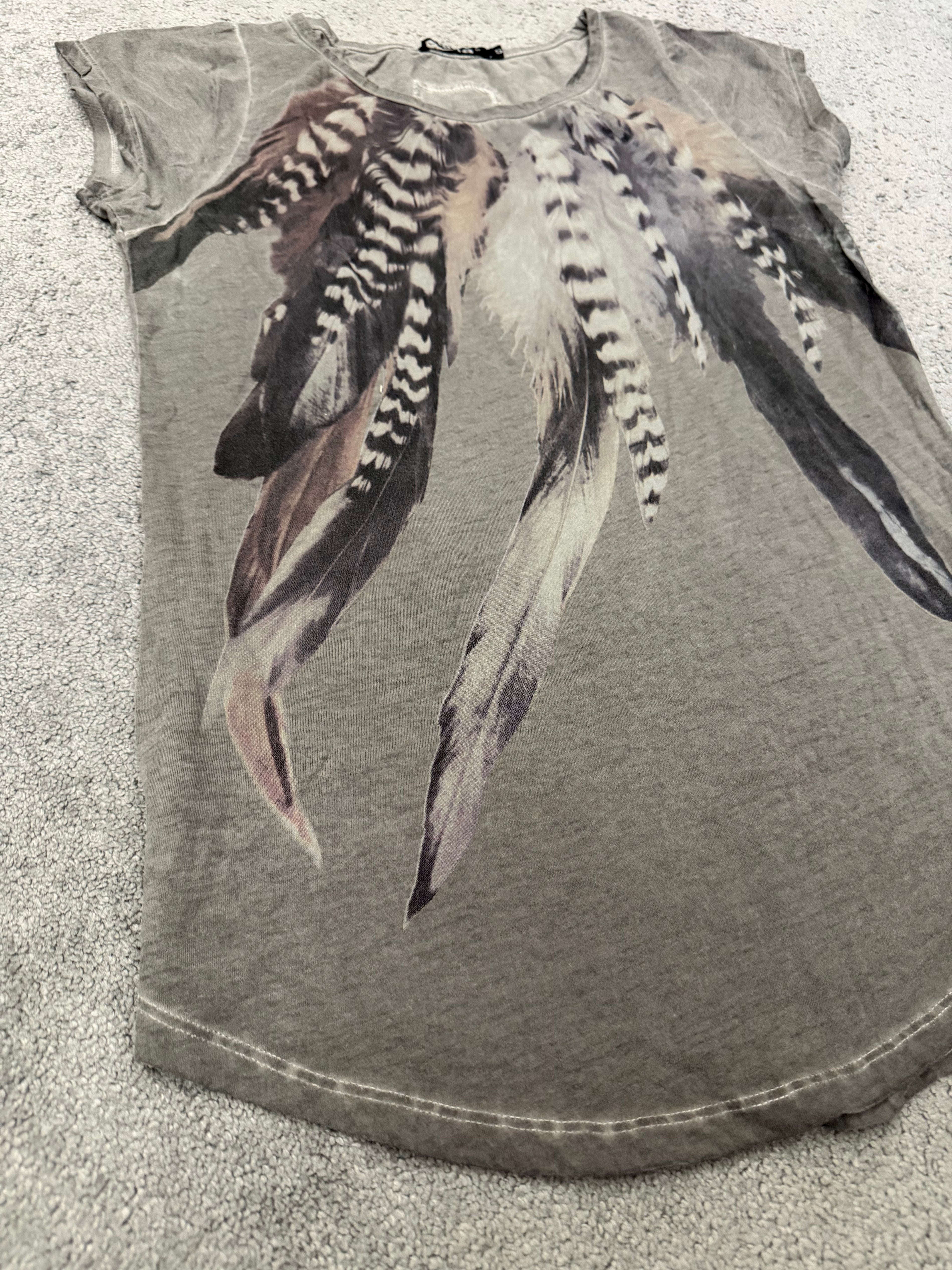 Tigha Wired Feather Shirt