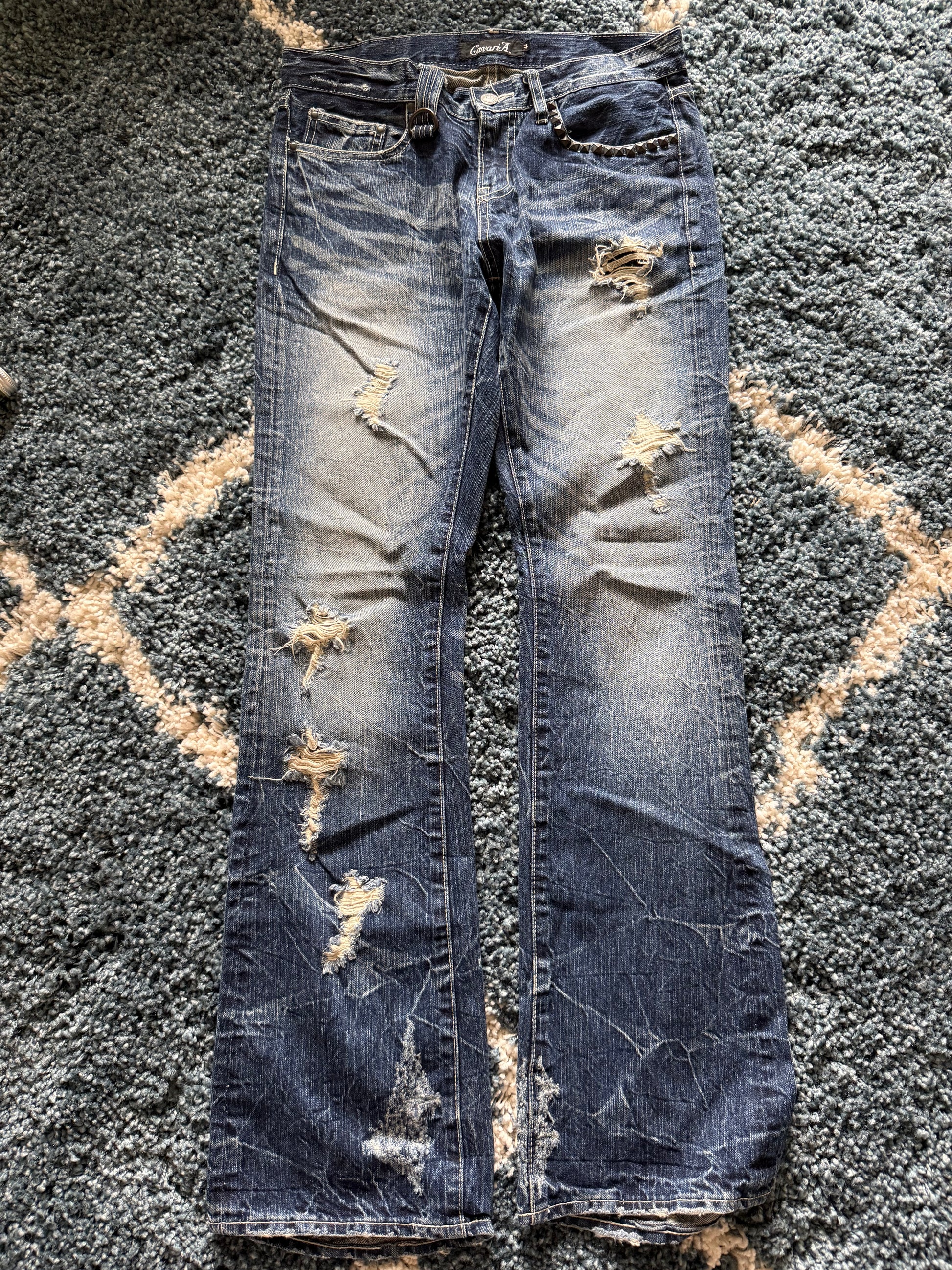 Cavaria studded pocket honeycomb flared jeans