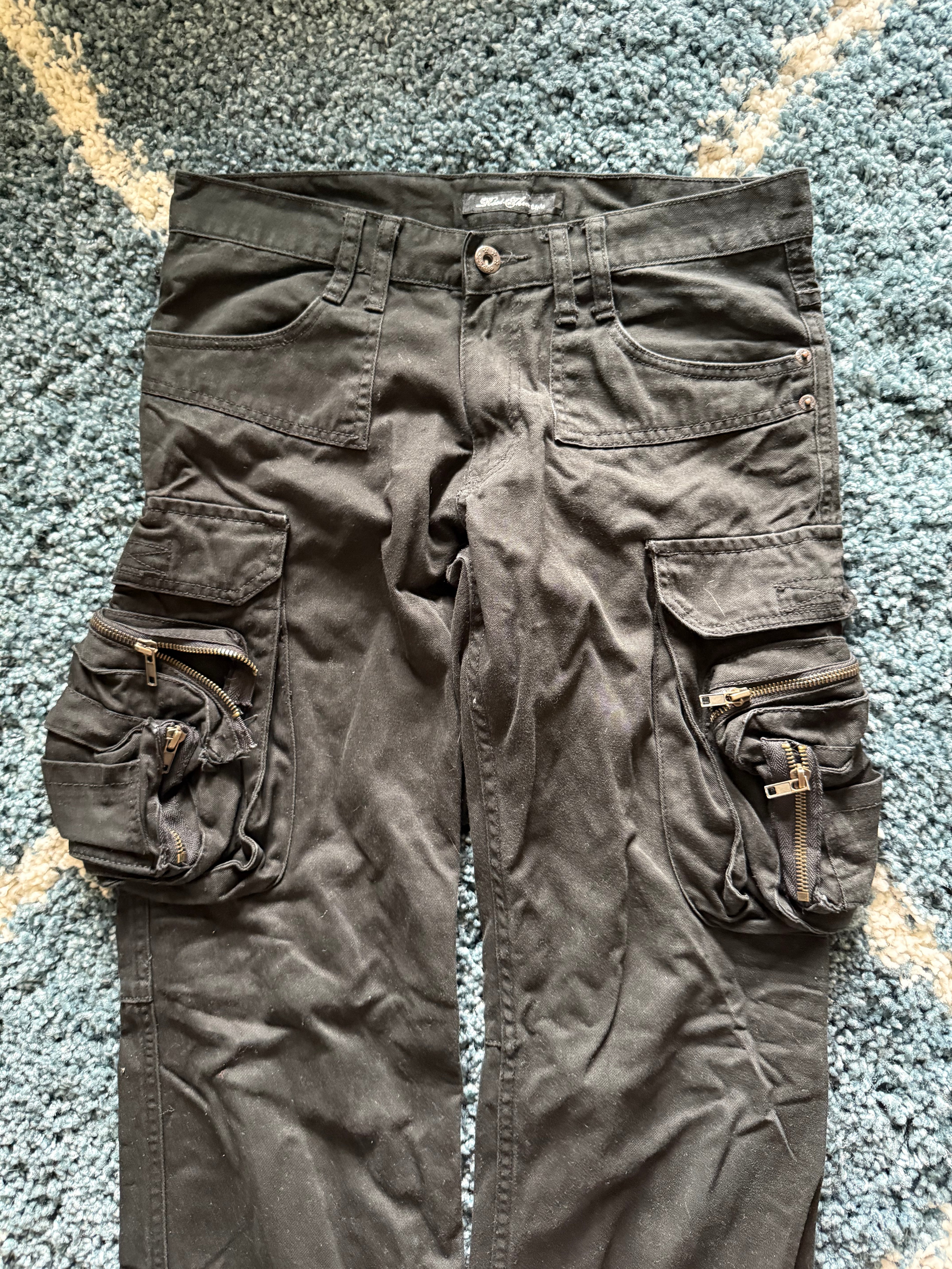 Root cask mask cargos