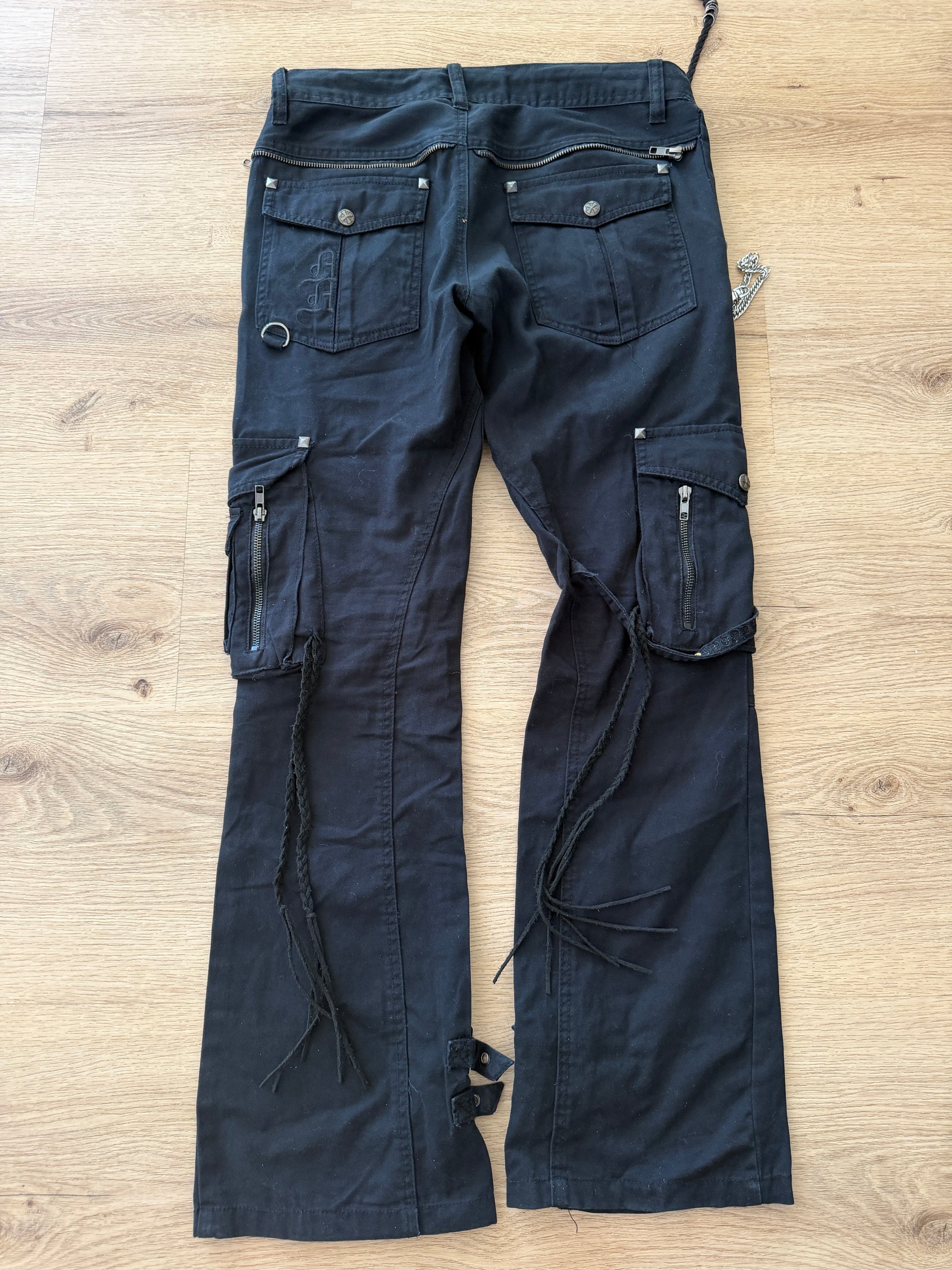 Midas 00‘s „4 x Laces“ Chained Flared Pants
