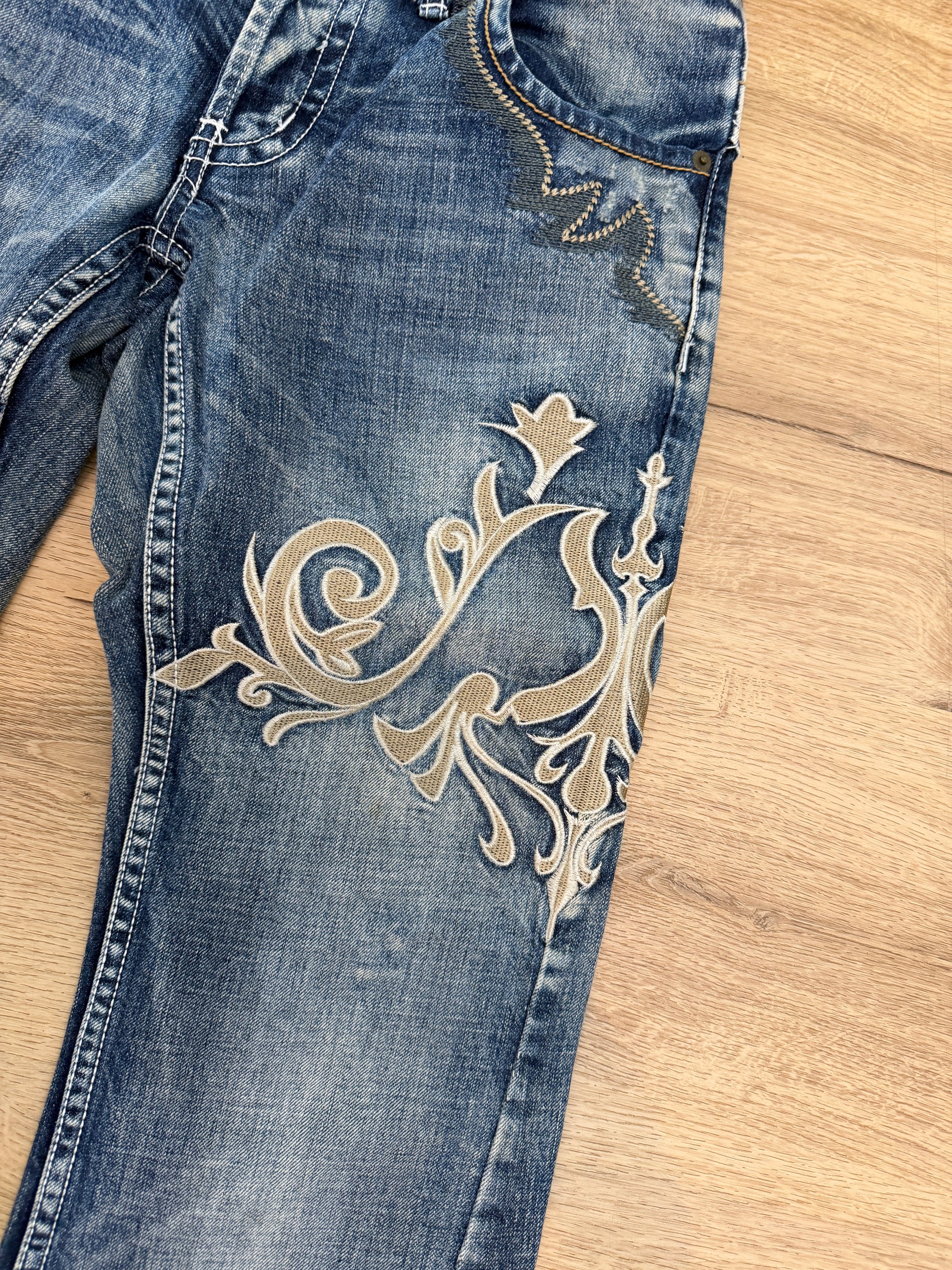 Tornado Mart Tribal Embroidered Flared Denim