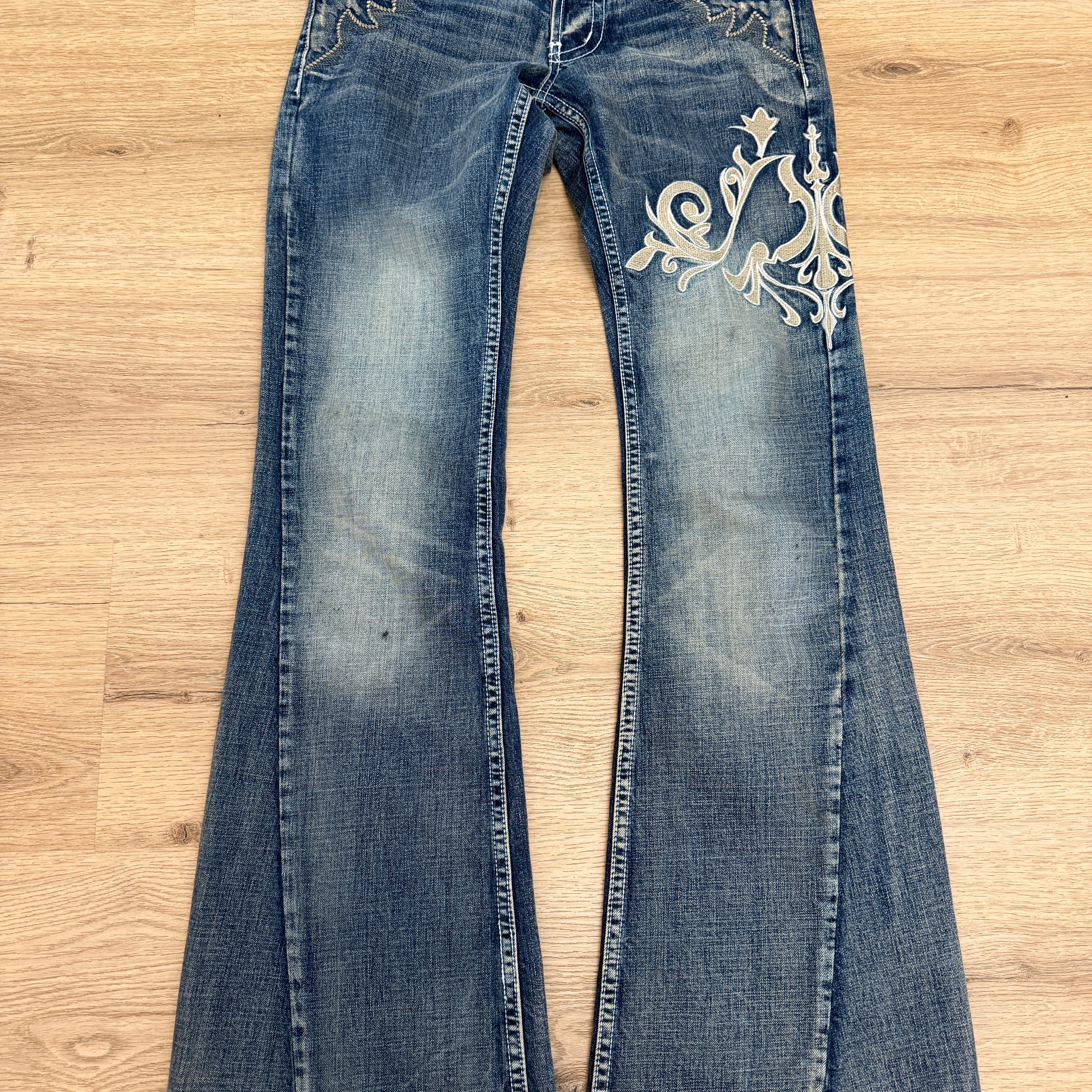 Tornado Mart Tribal Embroidery Flared Denim