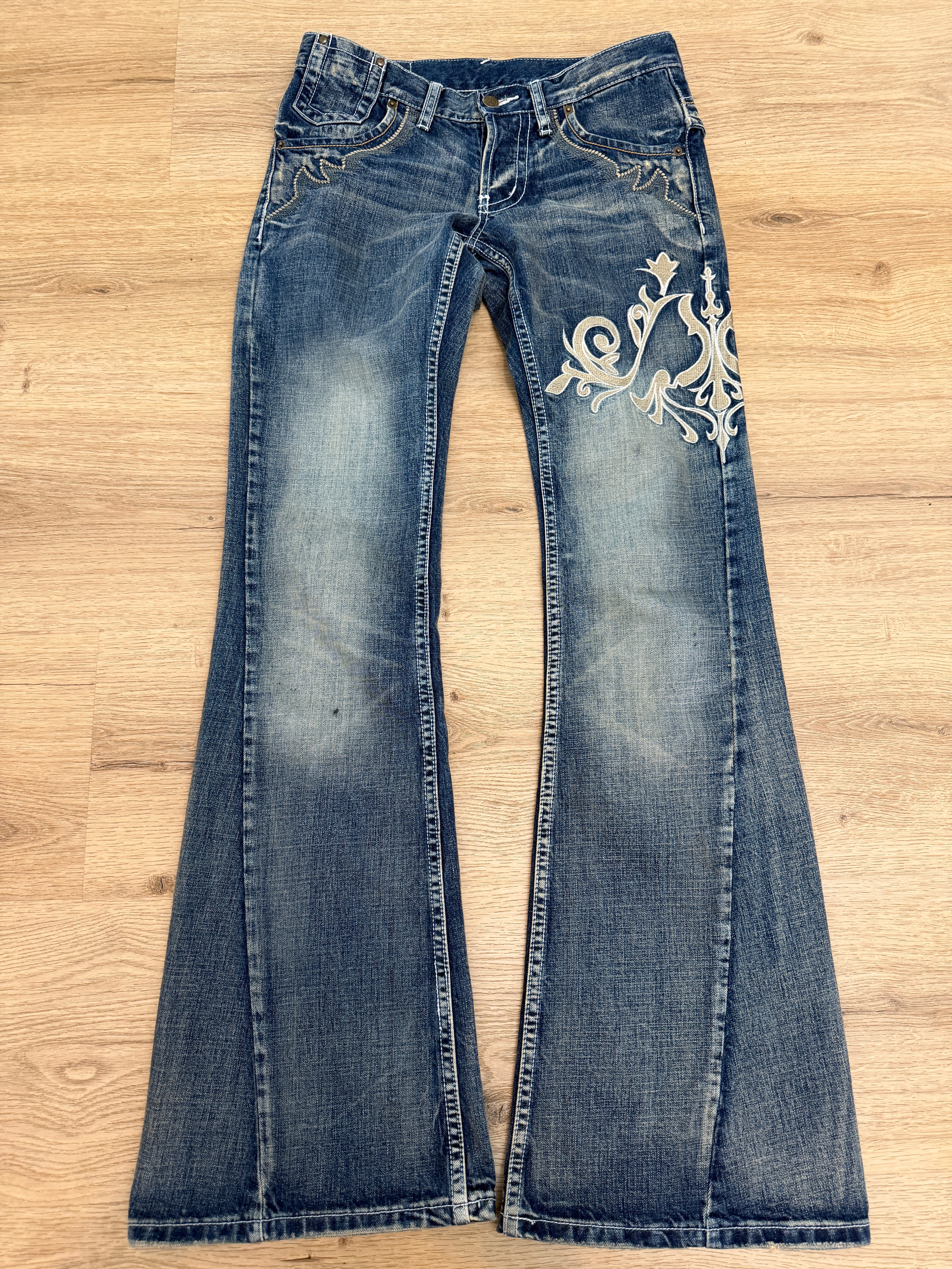 Tornado Mart Tribal Embroidery Flared Denim