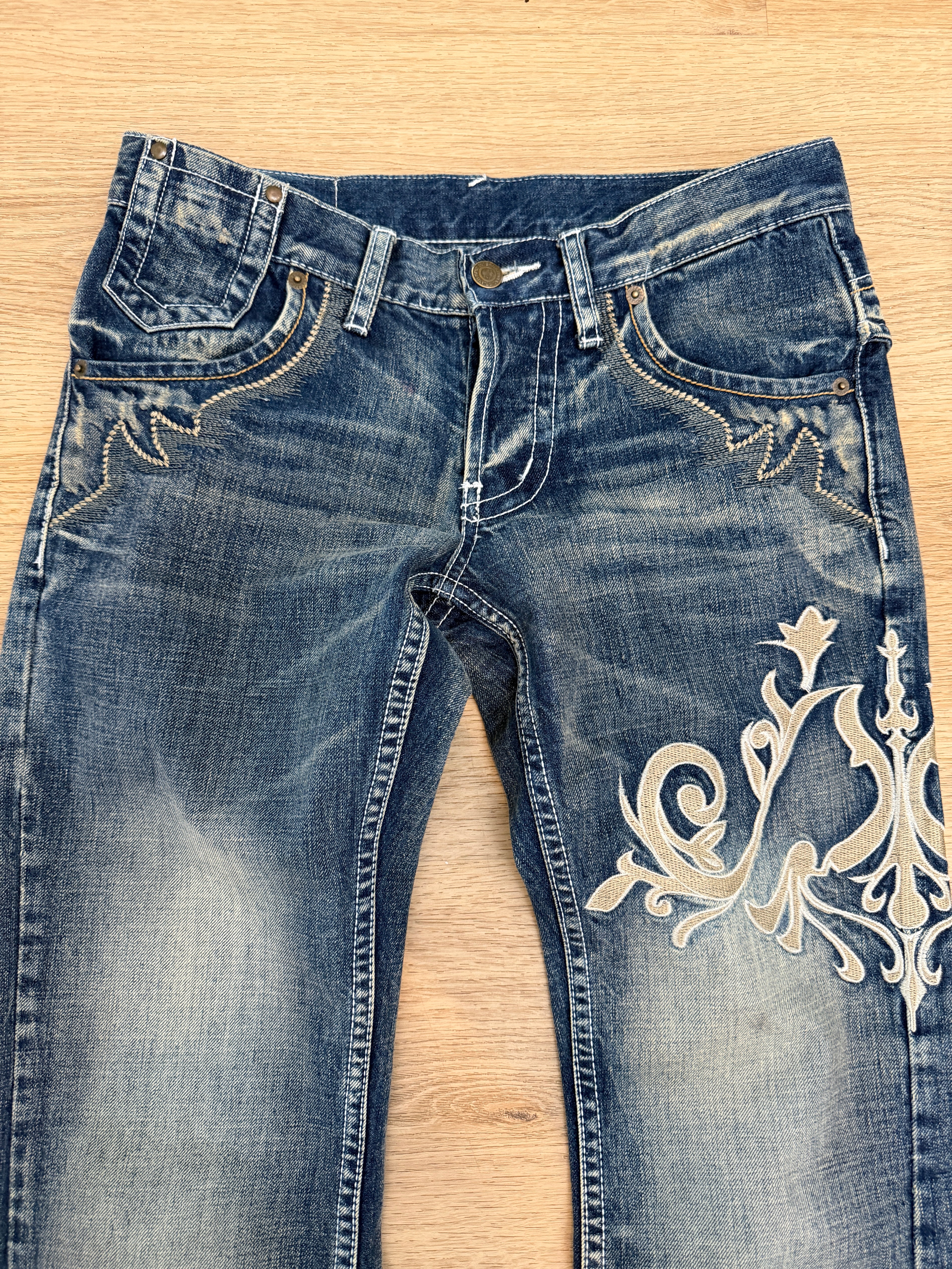 Tornado Mart Tribal Embroidery Flared Denim