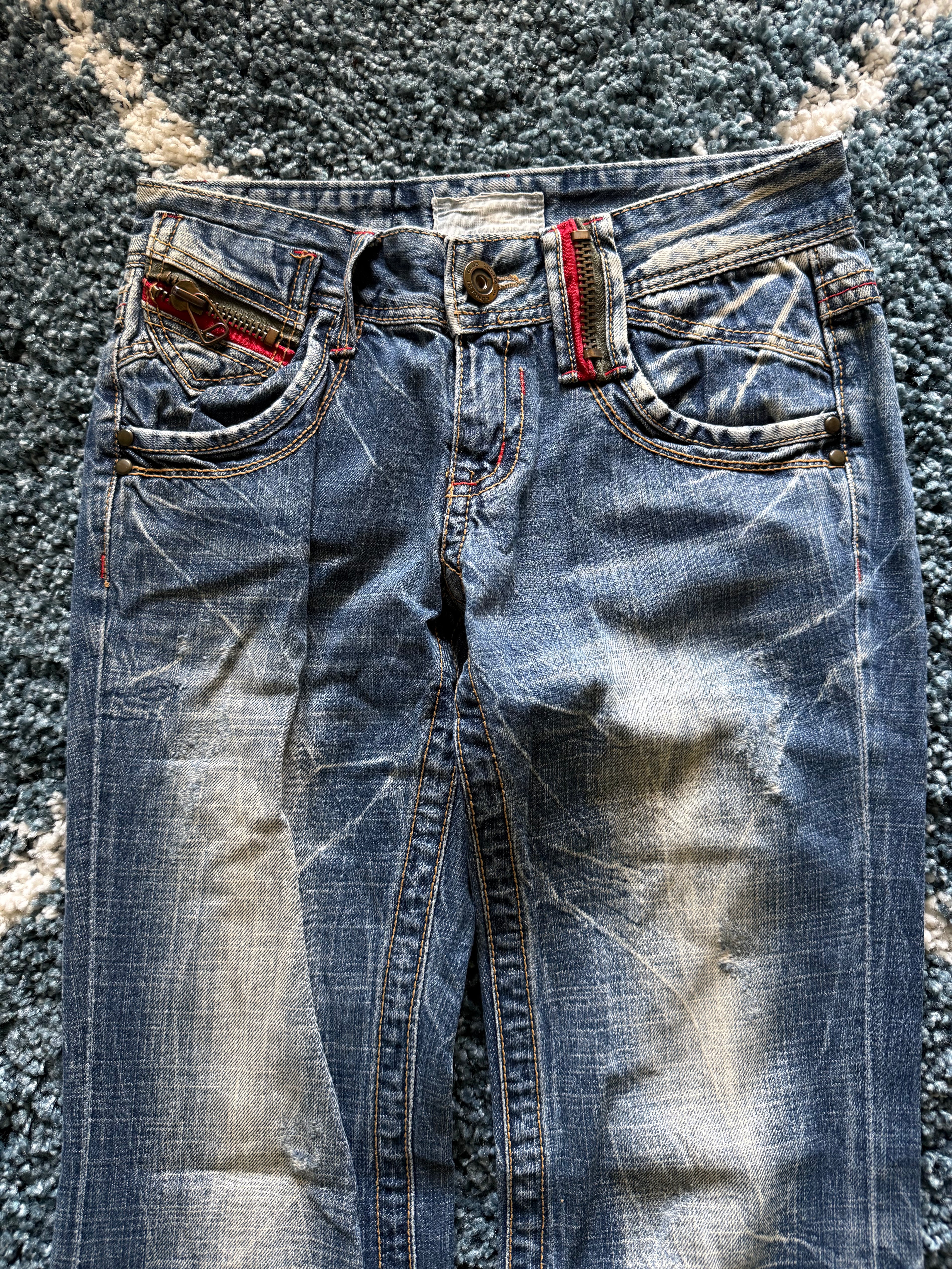 Lolita zippers flared denim