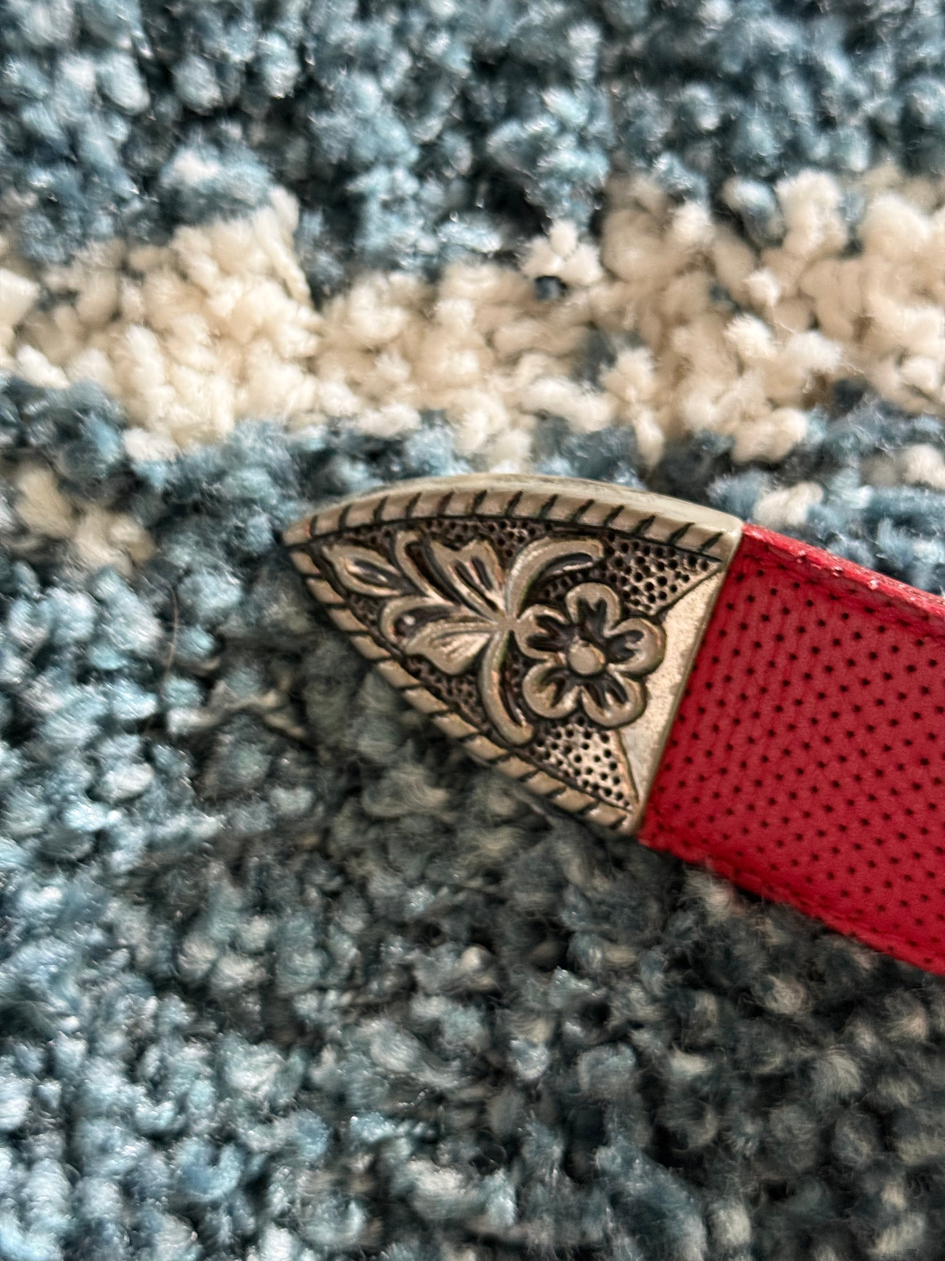 Tornado Mart Crystal flower belt