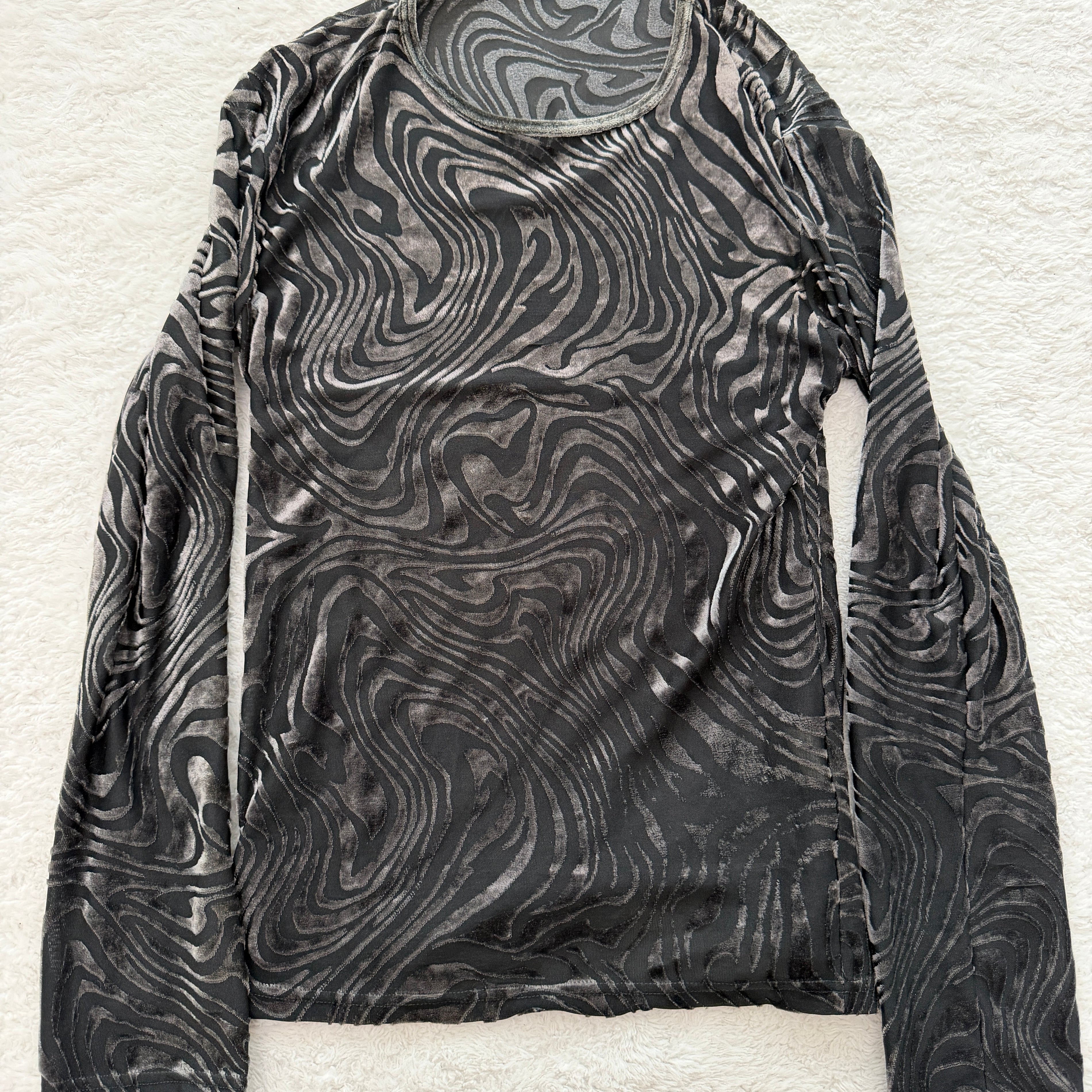 5351 Oil Velour Longsleeve
