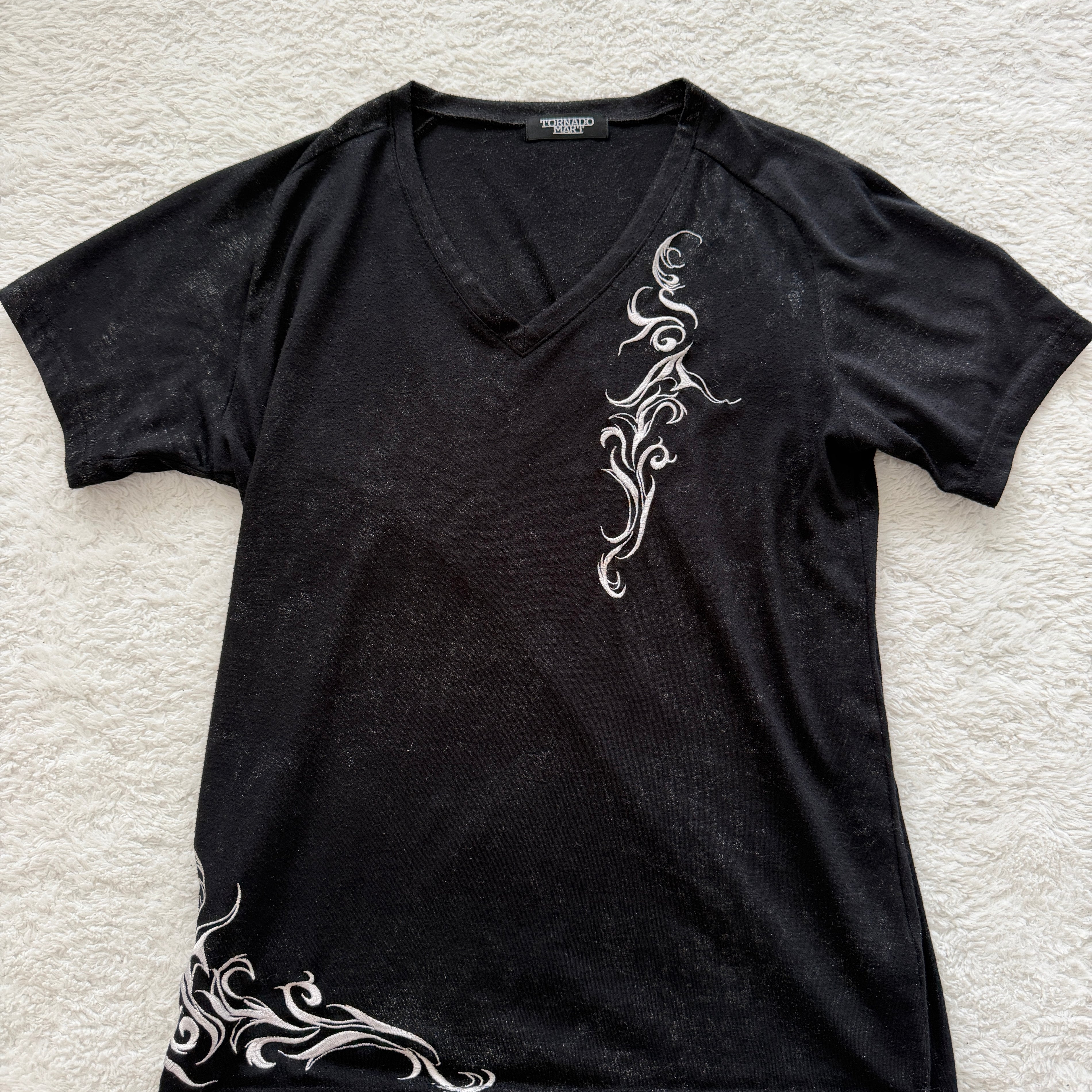 Tornado Mart 00‘s Shiny Tribal Shirt