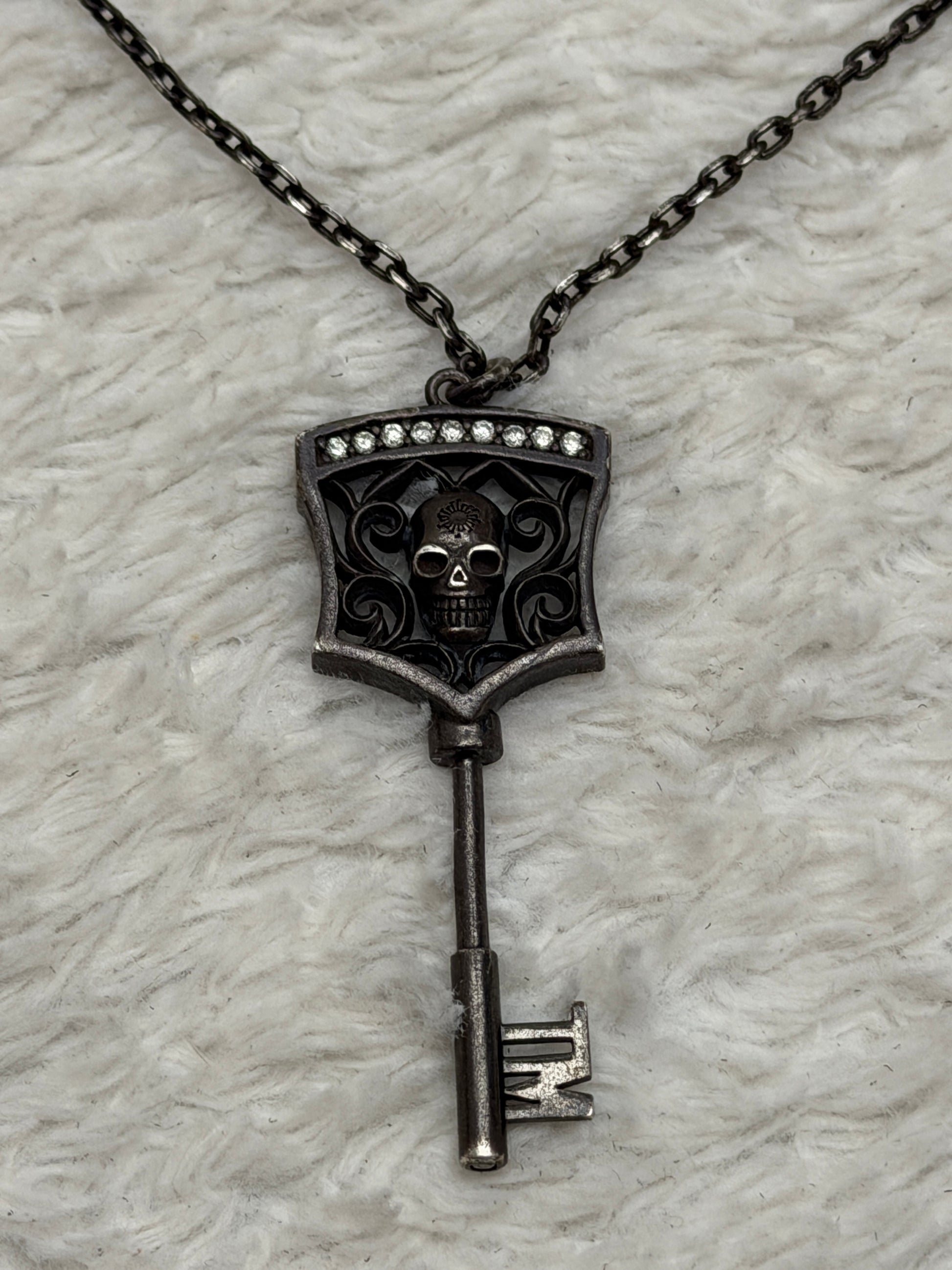 Tornado Mart „Gate“ Necklace