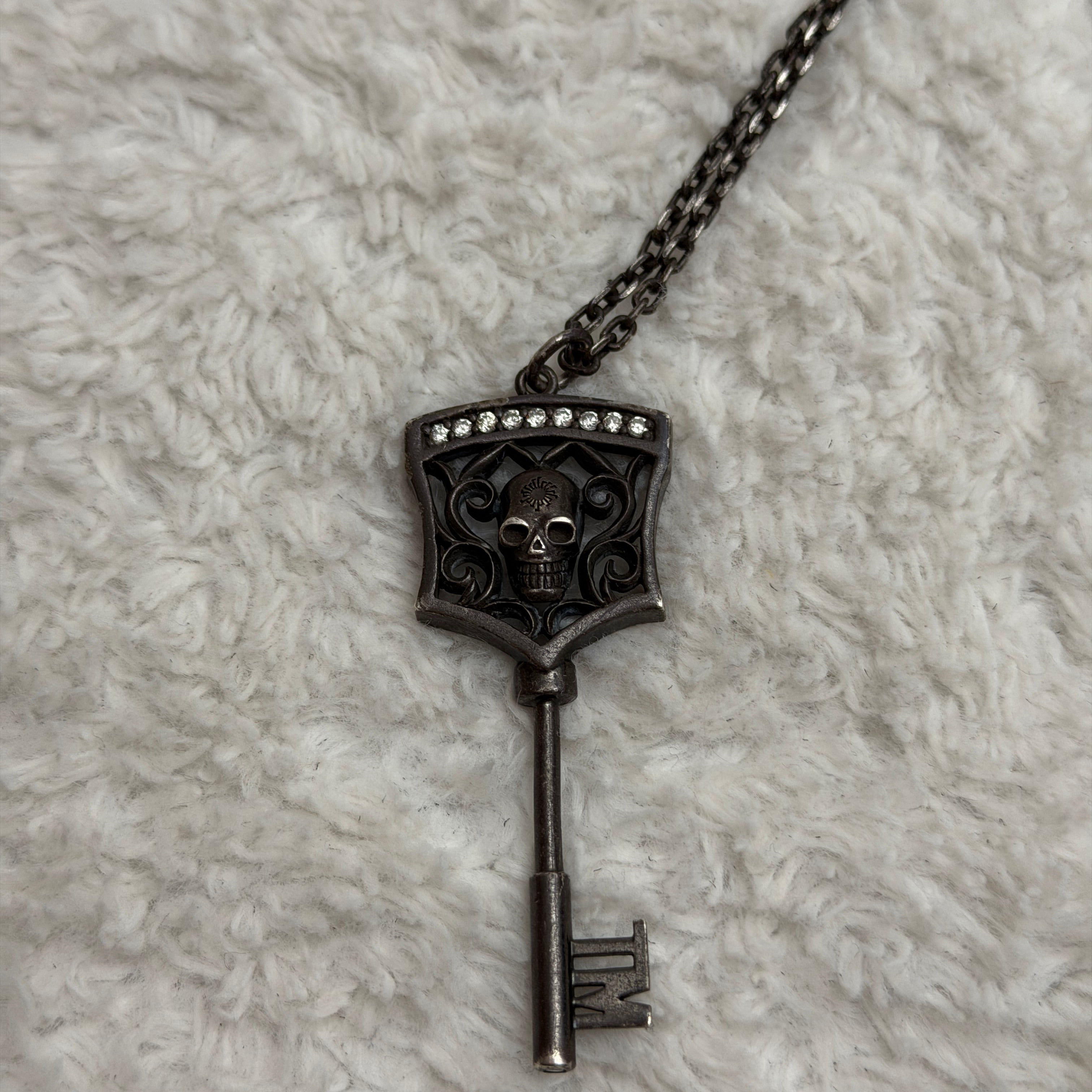 Tornado Mart „Gate“ Necklace