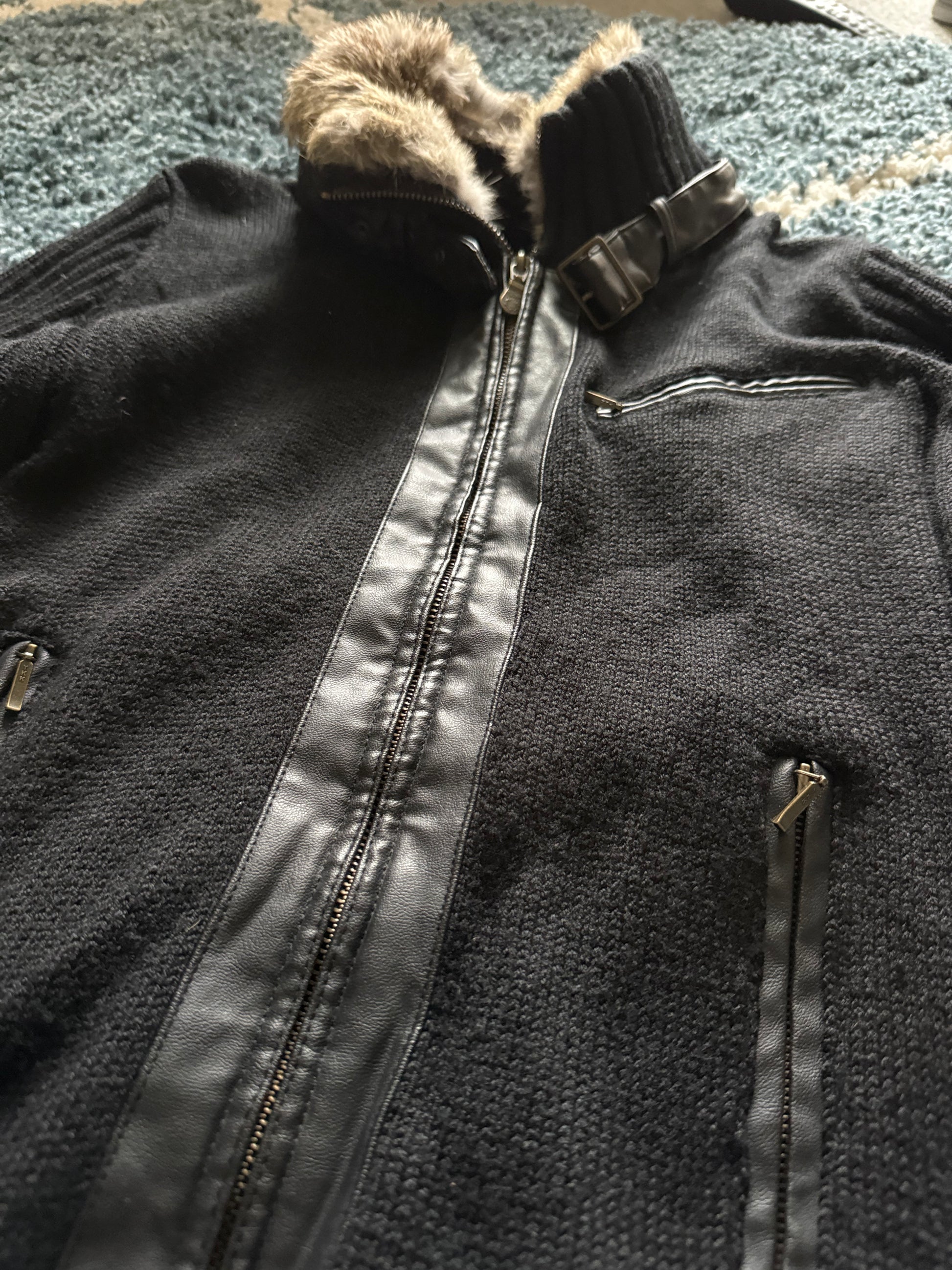Tornado Mart Detachable Rabbit Fur Directors Cut Knit