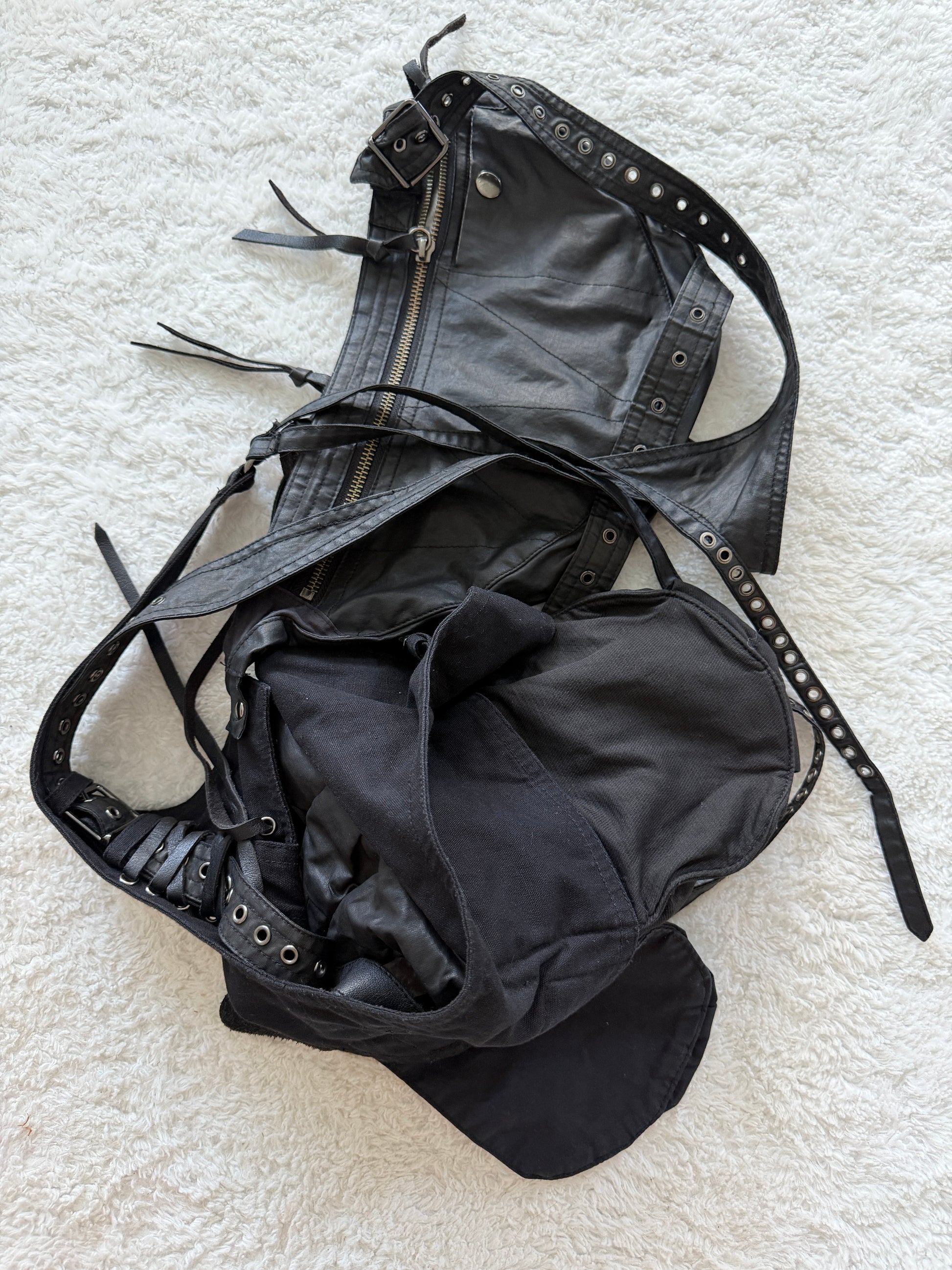 Buffalo Bob Waxed Triangle Holster Multi Bag