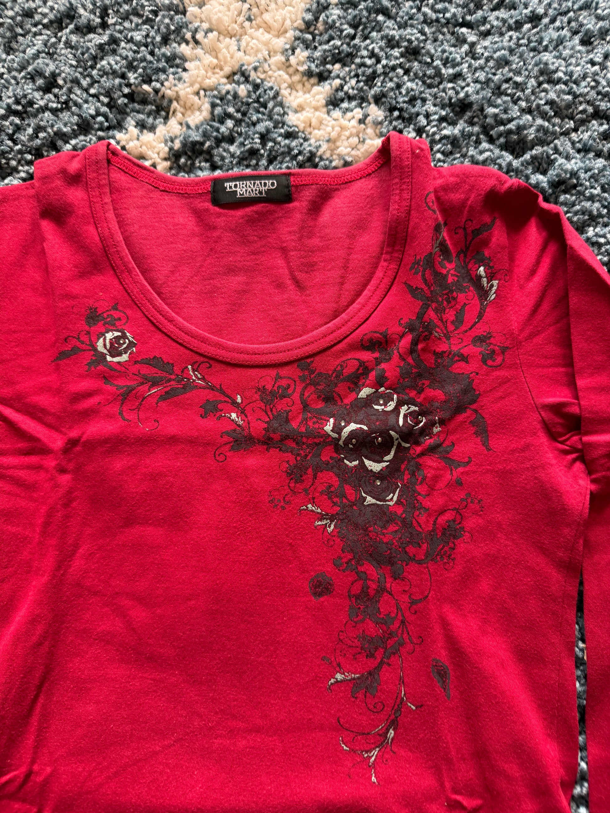 Tornado Mart Tribal Rose Rhinestone Longsleeve