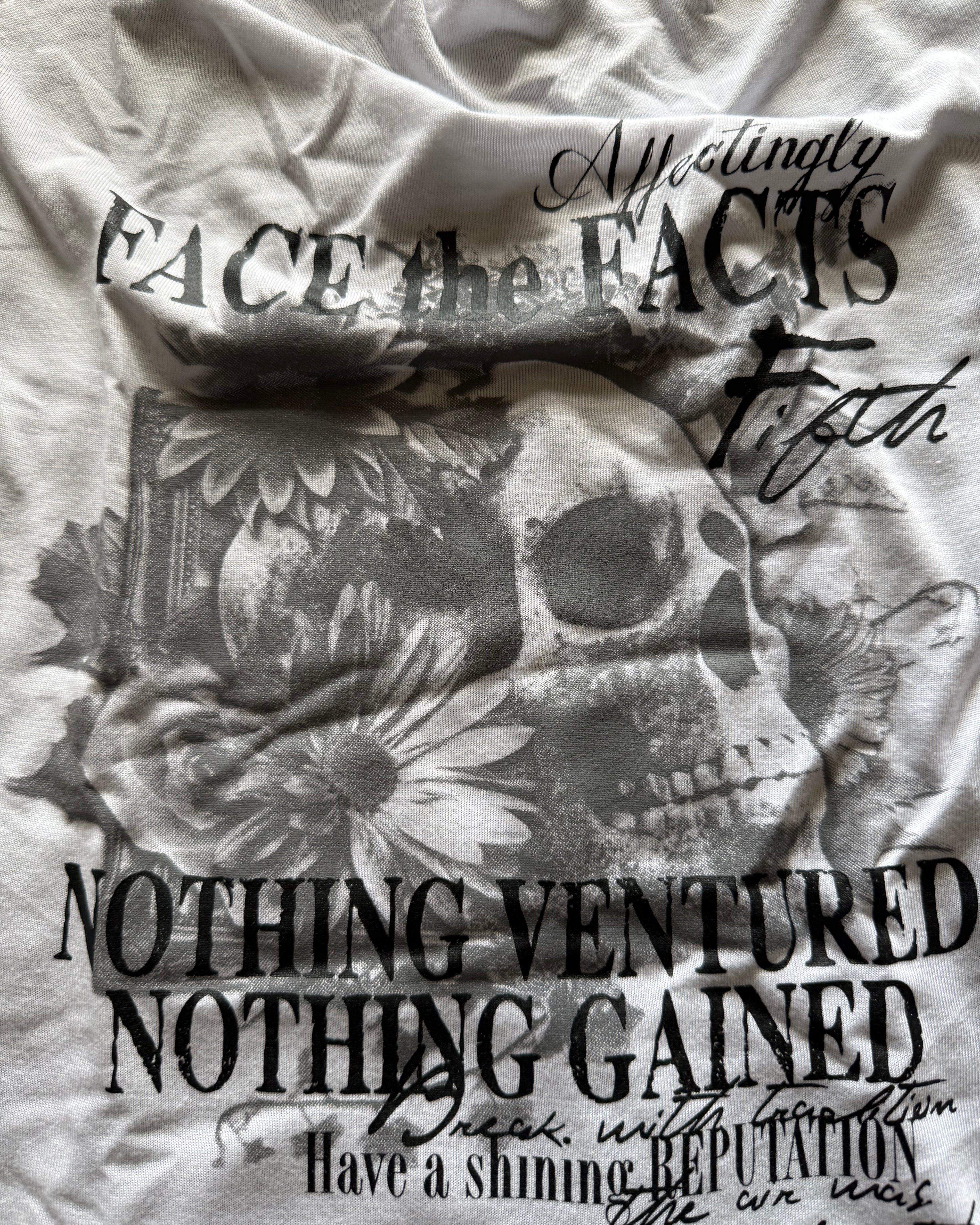 Face the facts double layered skull Longsleeve