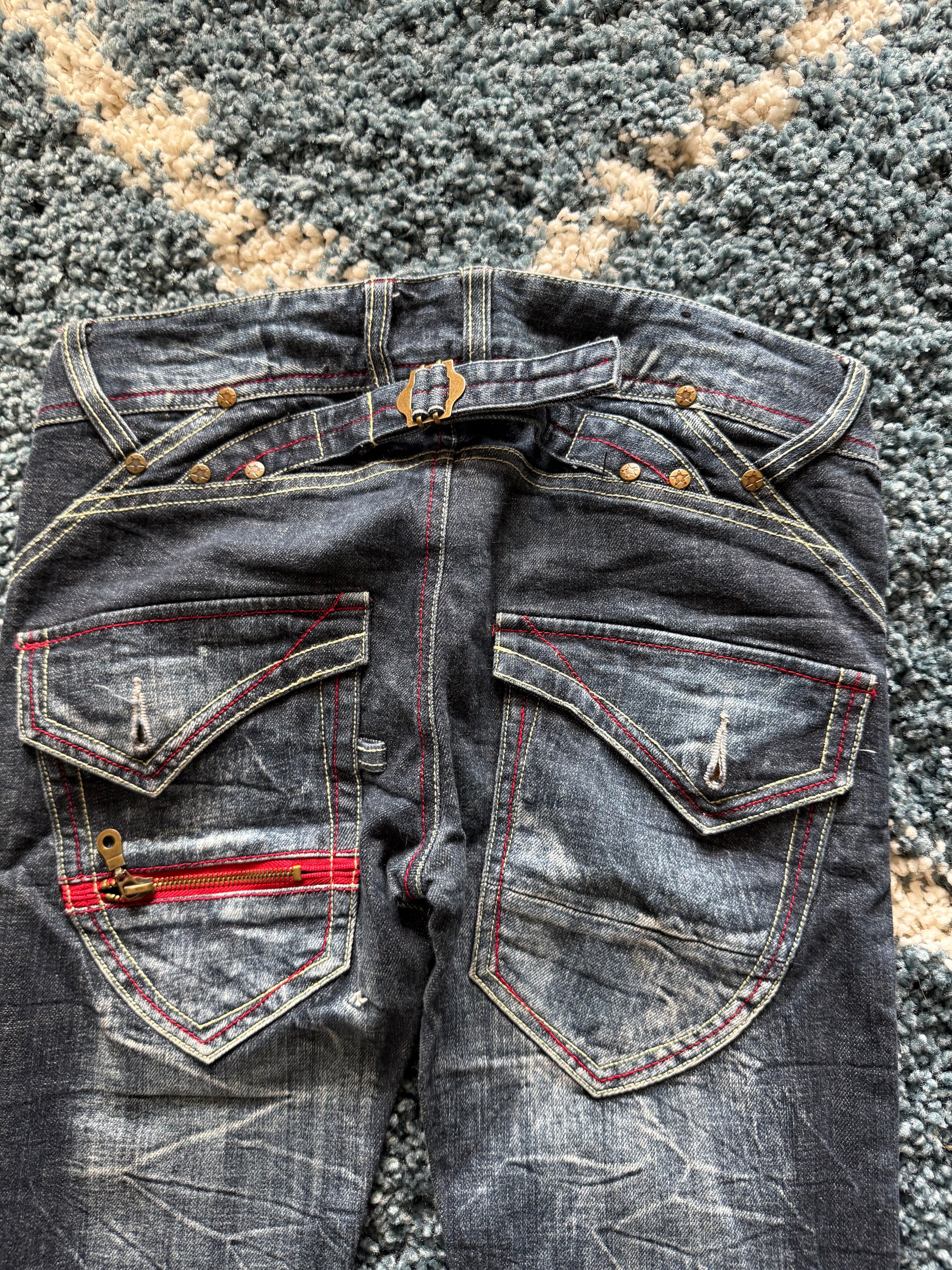 B.C.B.G backstrap flared jeans
