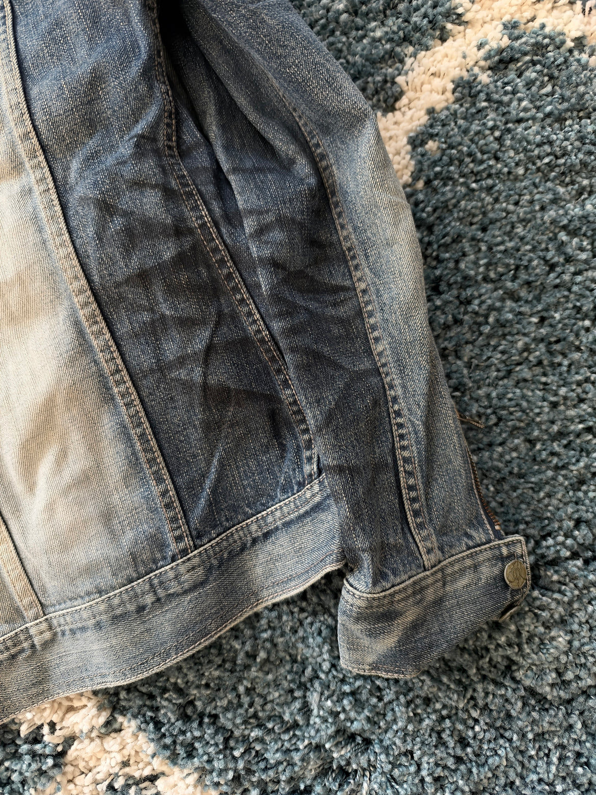 Fuga Shadow Scale Denim Jacket