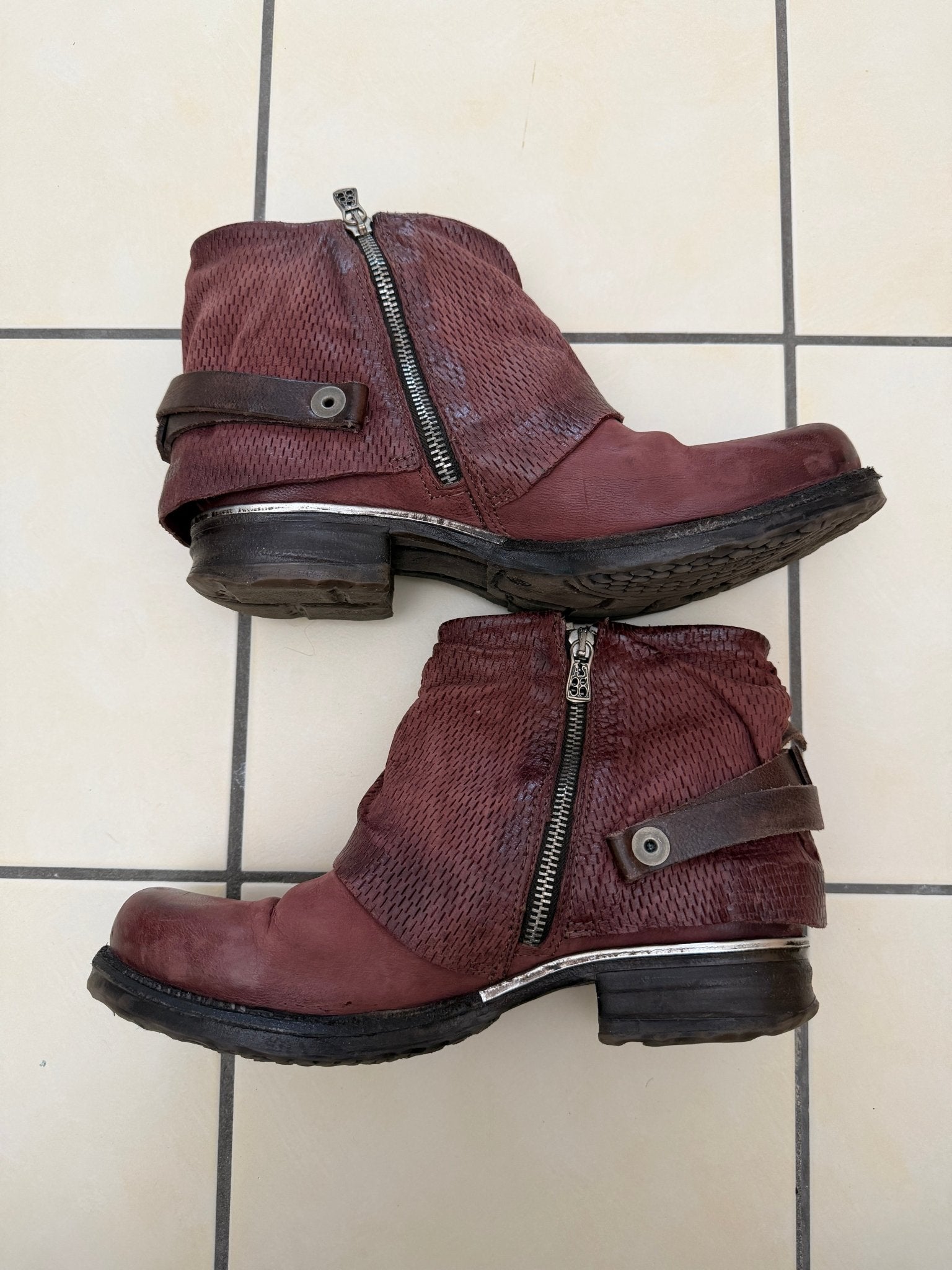 AS98 Burgundy Flap Leather Boots - wintexarchive