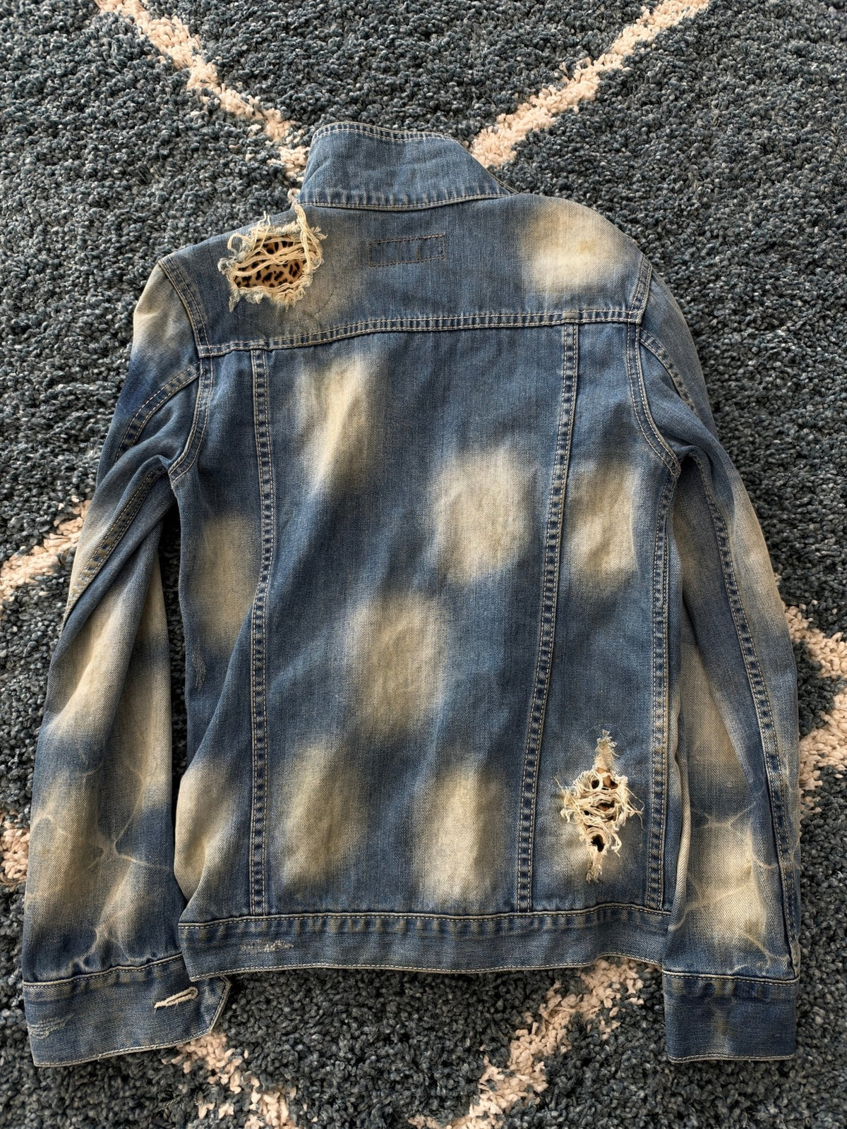 CavariA hidden Leopard Denim Jacket - wintexarchive