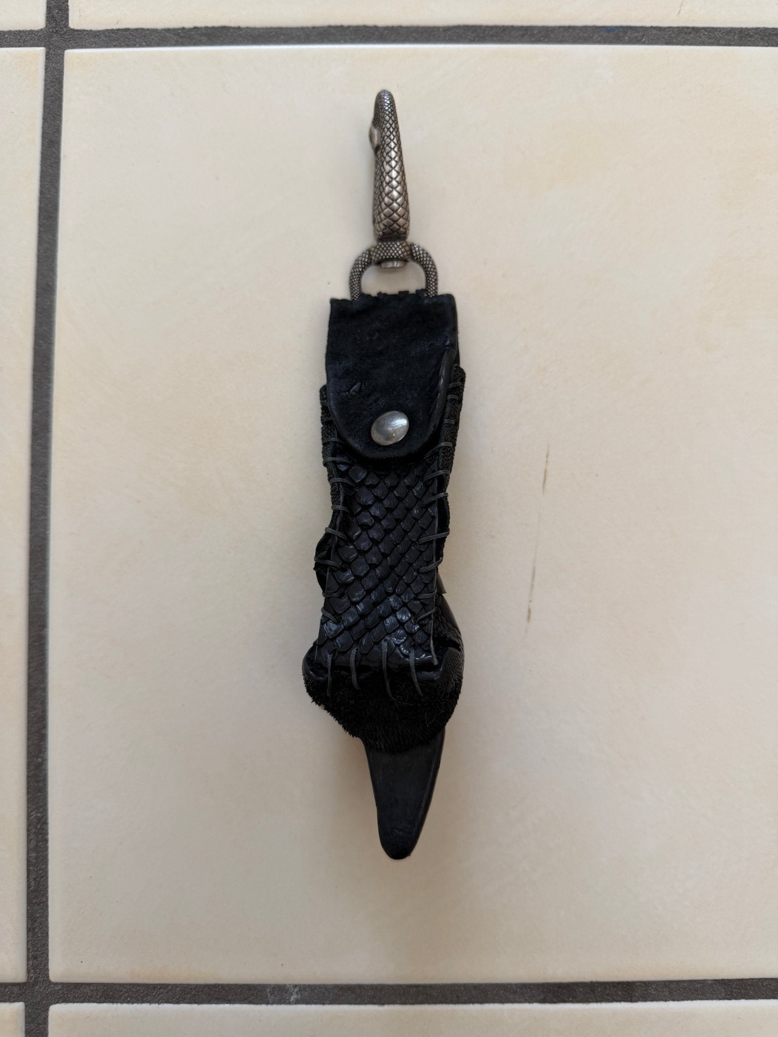 End Date Shark Ostrich Claw Lighter Case - wintexarchive