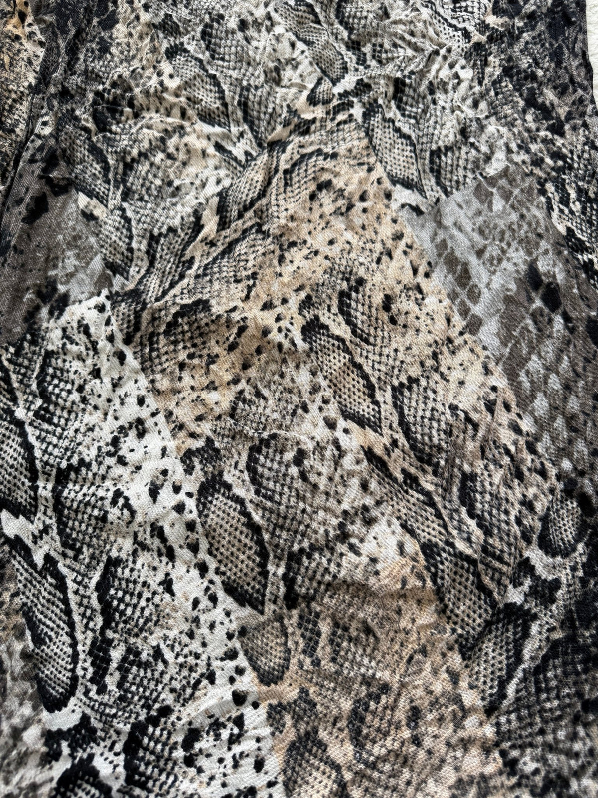 Exotical Animal Scarf - wintexarchive
