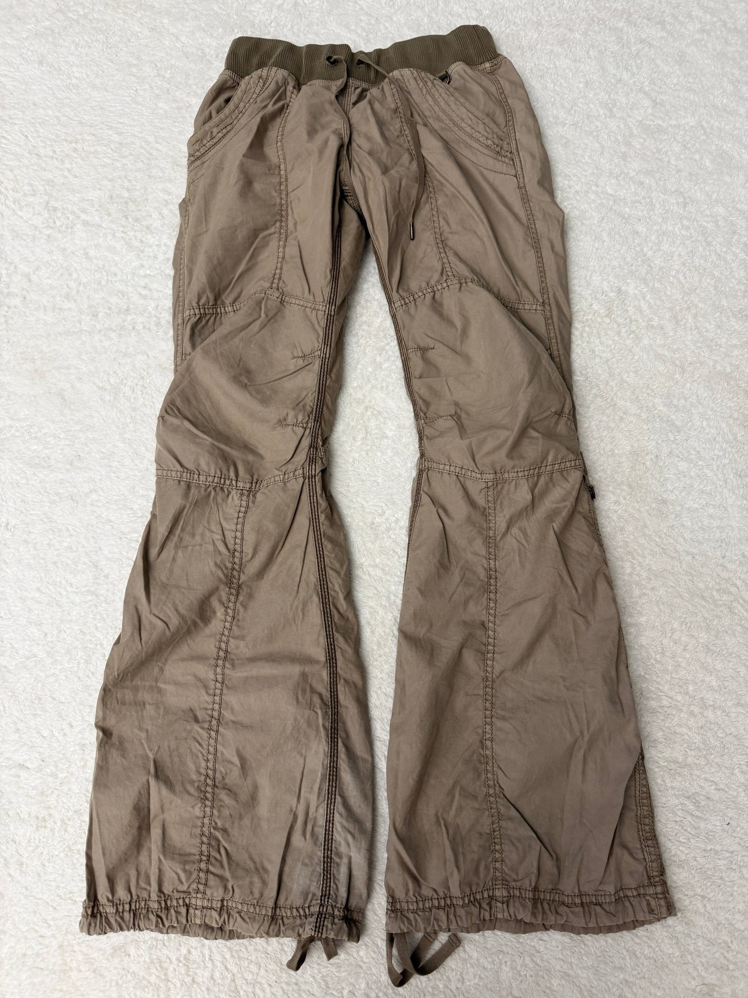 G.O.A. Military Khaki Cargo Pants - wintexarchive
