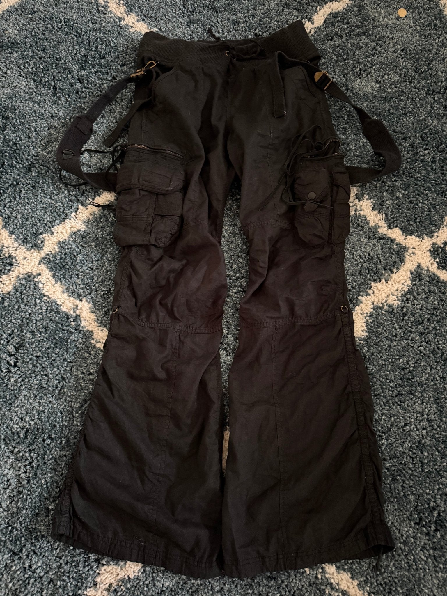 G.O.A tasseled suspender cargo pants - wintexarchive