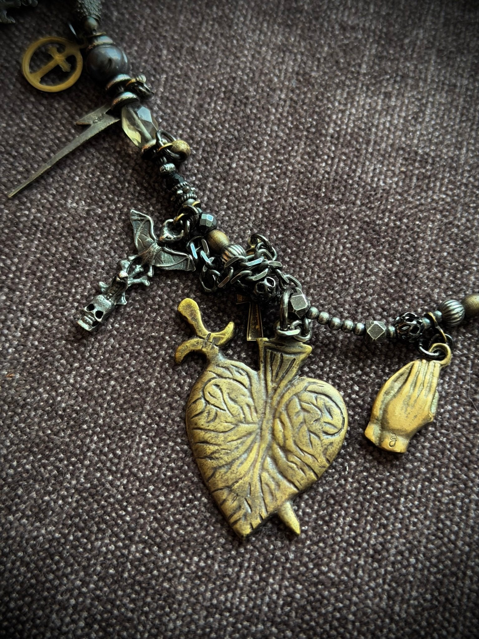 Gunda Oratio Necklace - wintexarchive