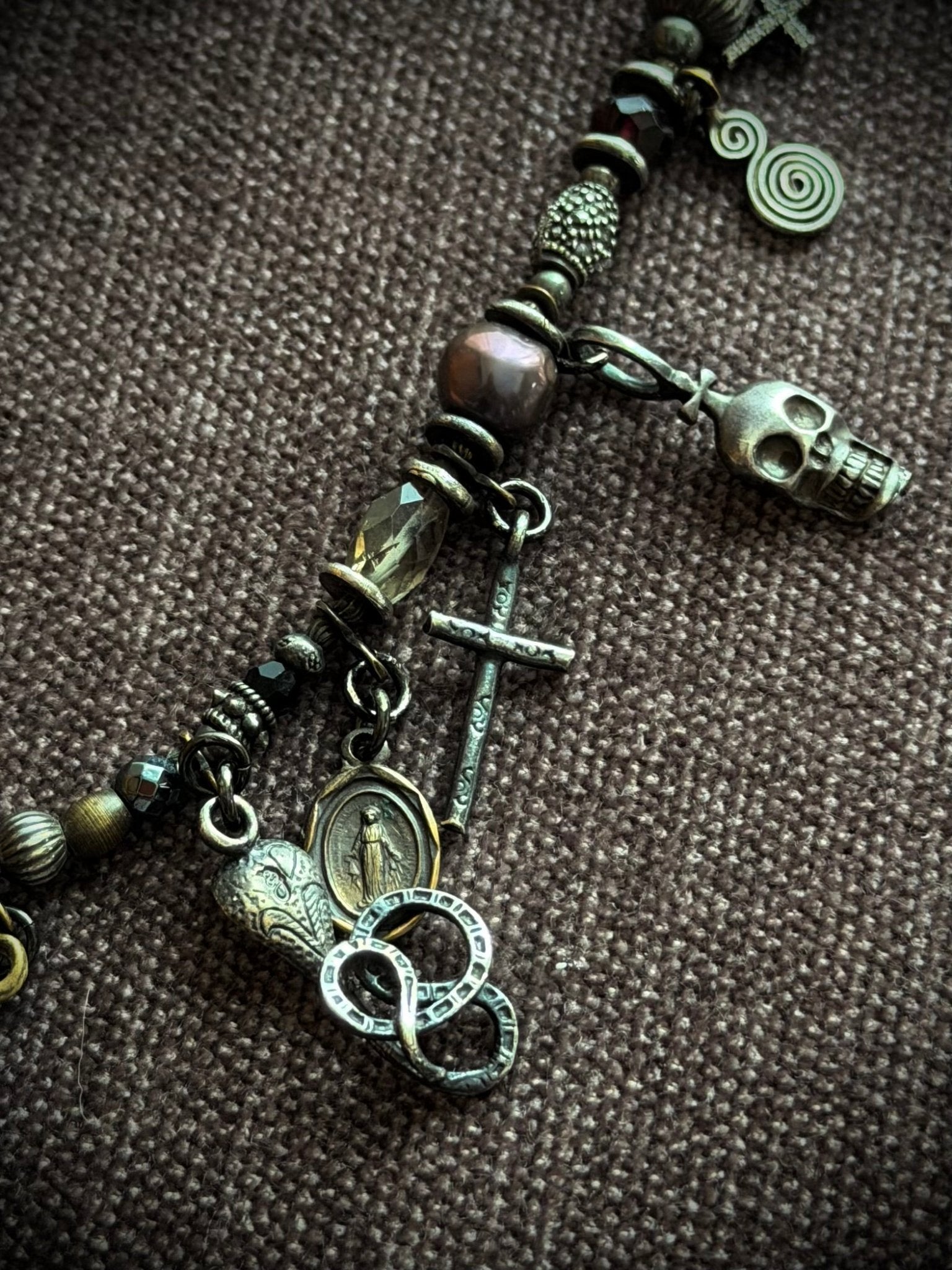 Gunda Oratio Necklace - wintexarchive